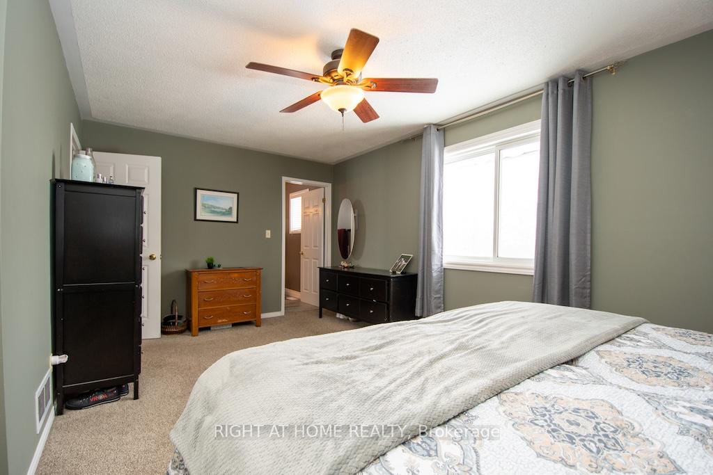 Photo 21 of 10 Kalman Drive, Cavan Monaghan, Cavan Twp — HOMEH