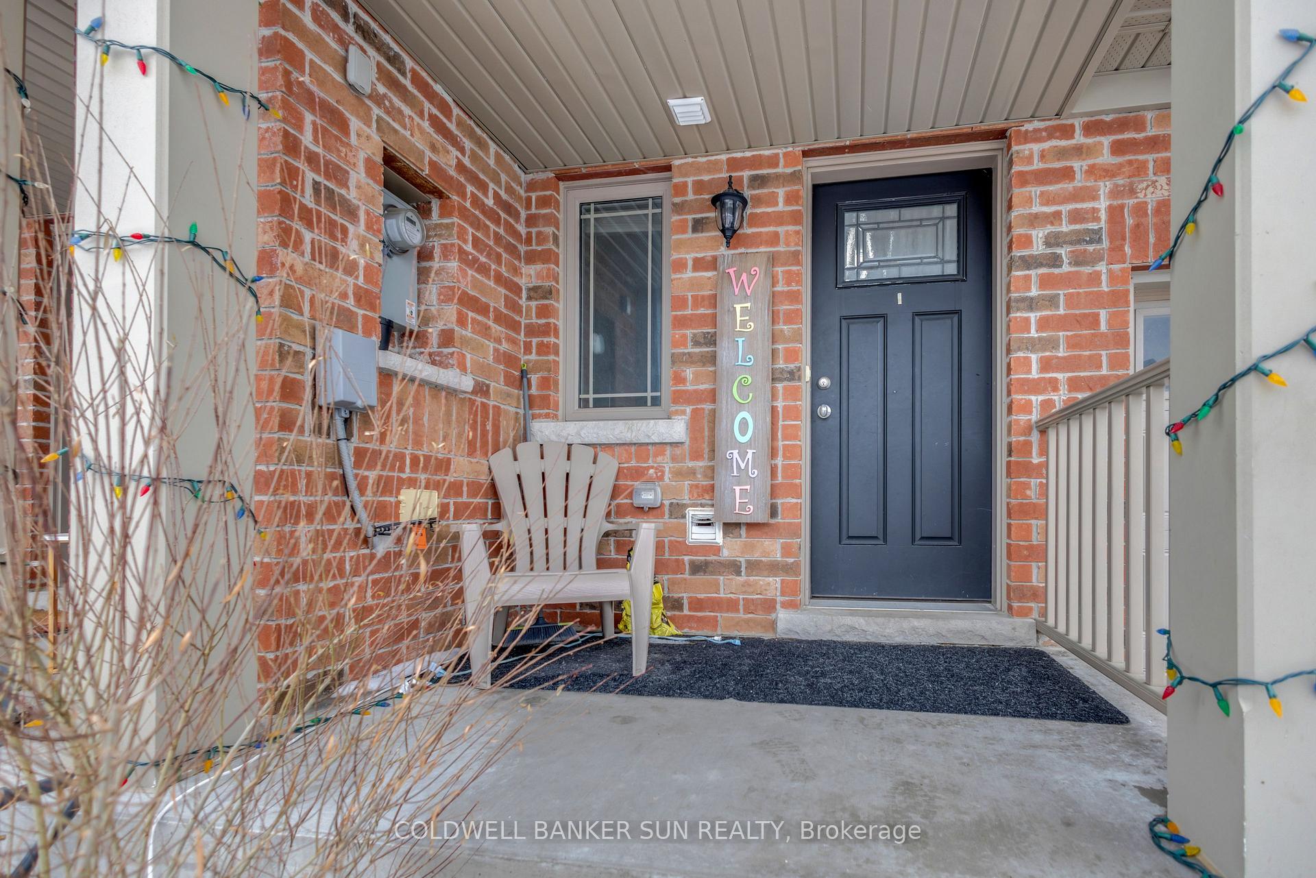 Photo 3 of 254 Hutchinson Drive, New Tecumseth, Alliston — HOMEH