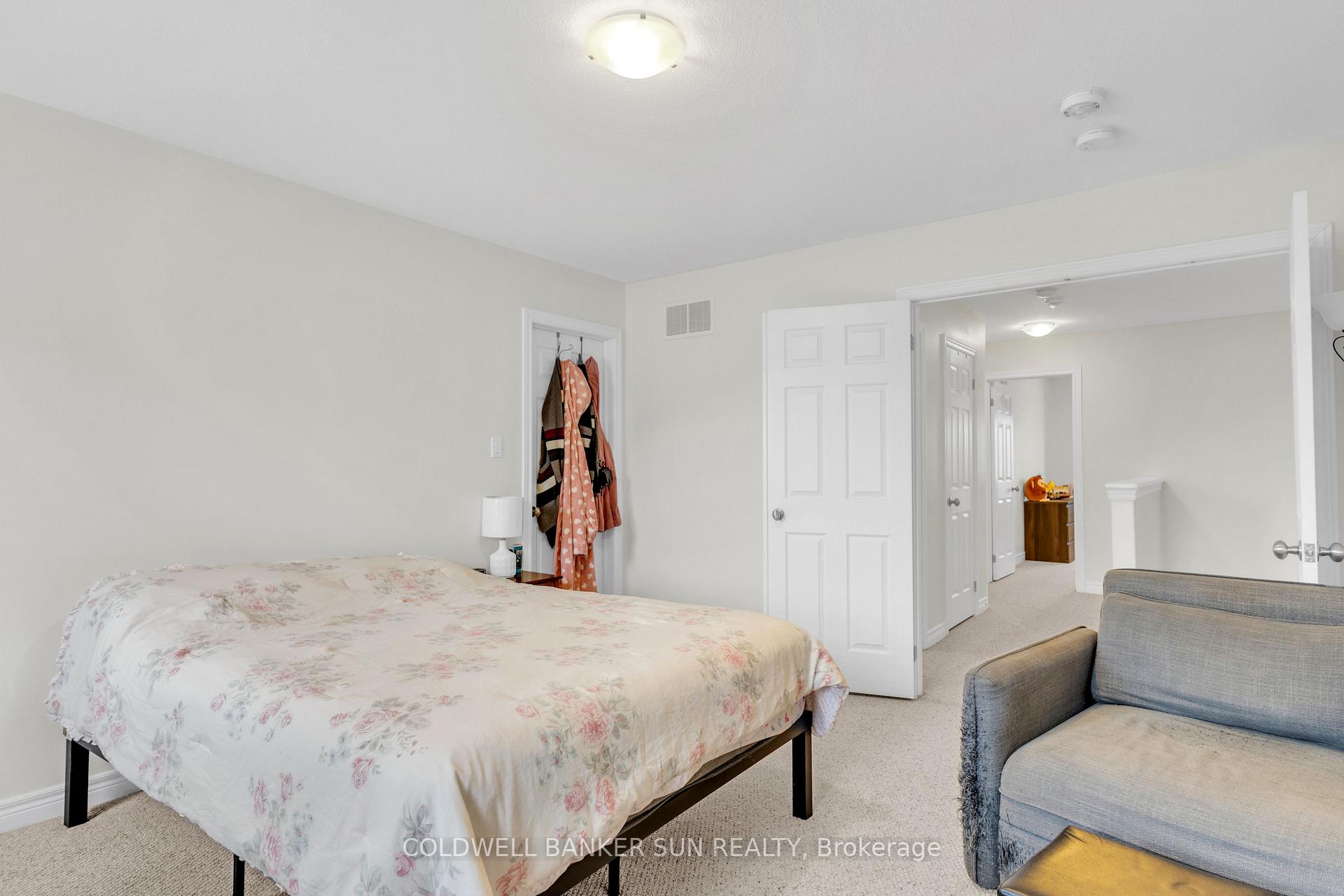Photo 17 of 254 Hutchinson Drive, New Tecumseth, Alliston — HOMEH