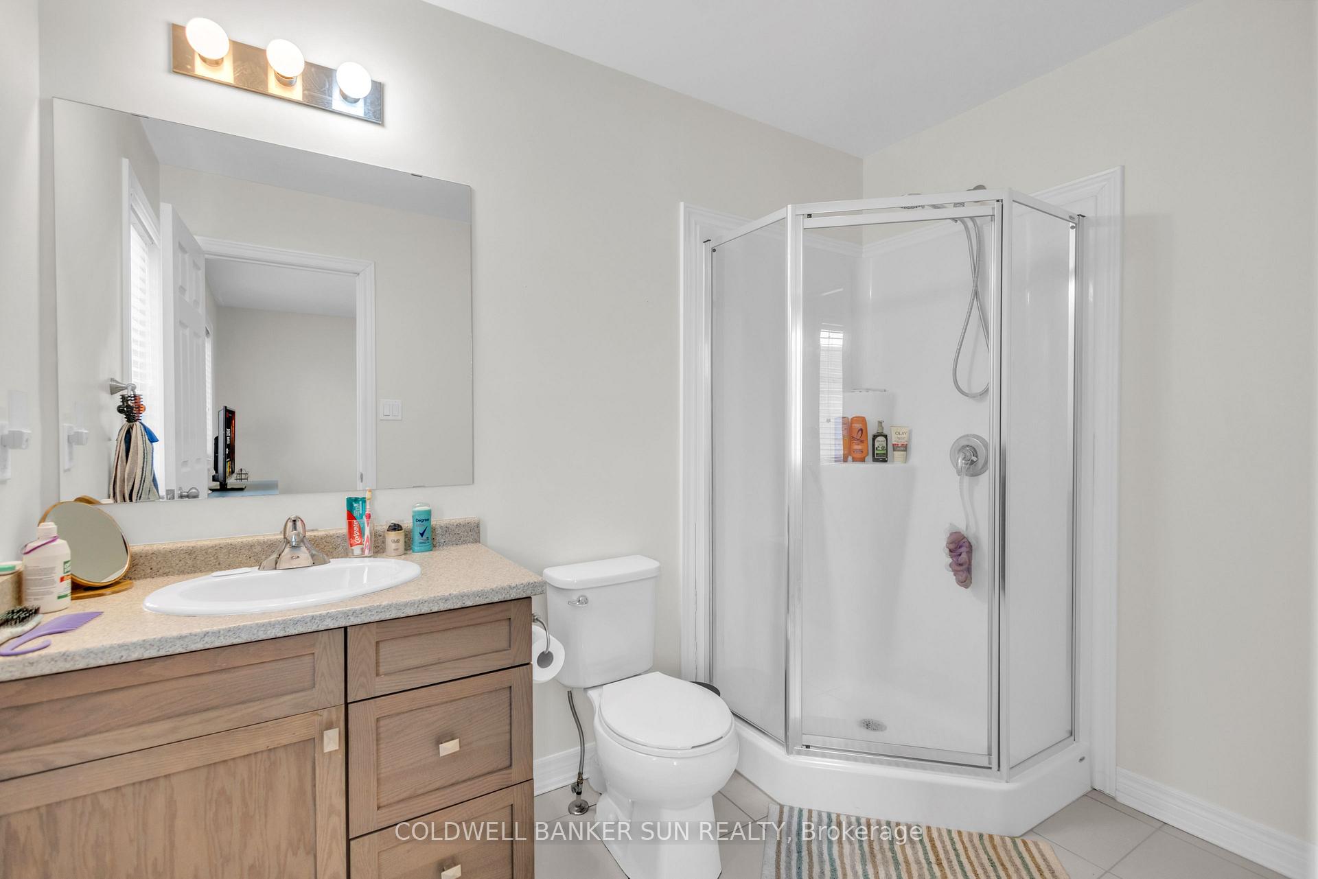 Photo 20 of 254 Hutchinson Drive, New Tecumseth, Alliston — HOMEH