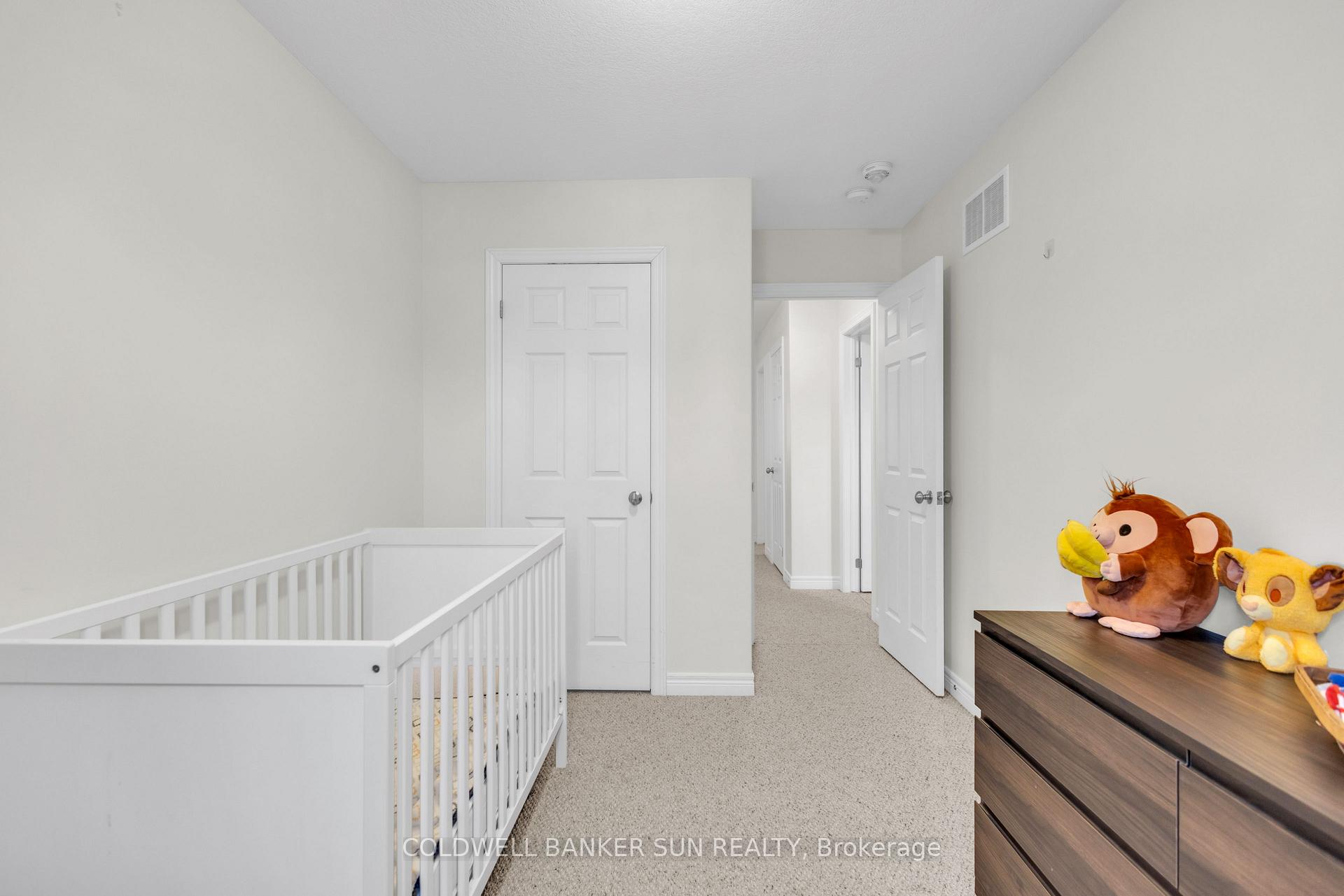Photo 23 of 254 Hutchinson Drive, New Tecumseth, Alliston — HOMEH