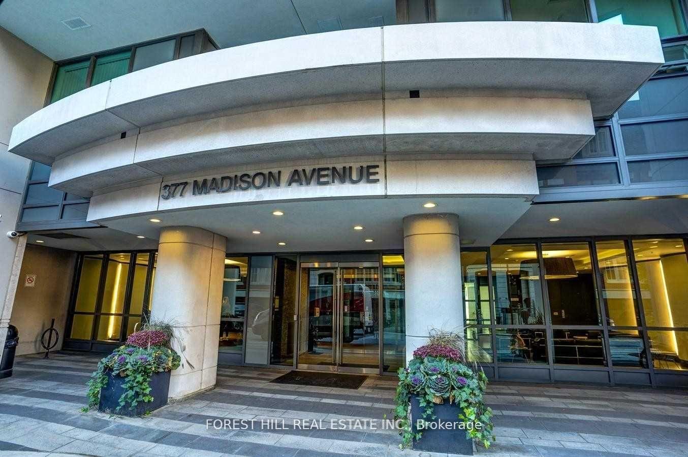 Photo 2 of Unit 426, 377 Madison Avenue, Toronto, Casa Loma — HOMEH