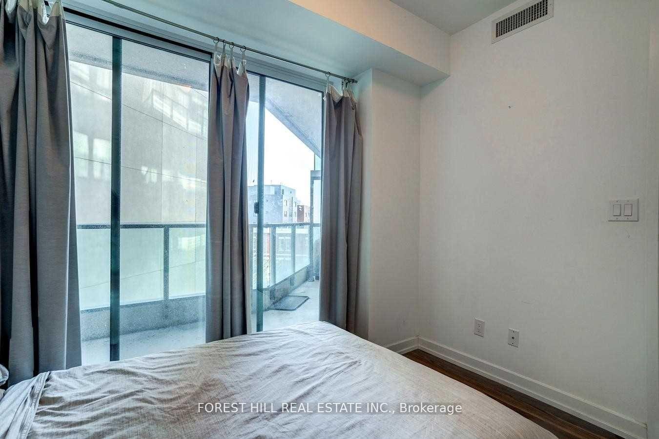 Photo 15 of Unit 426, 377 Madison Avenue, Toronto, Casa Loma — HOMEH