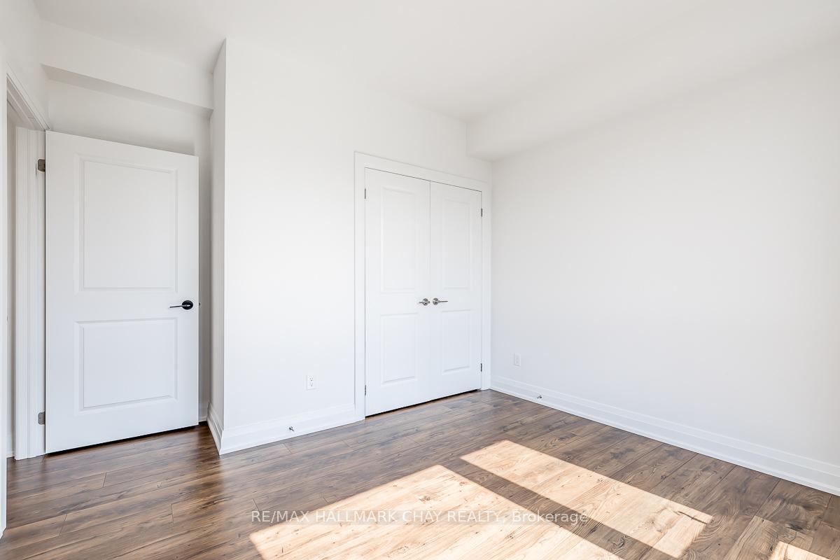 Photo 49 of Unit 402, 299 Cundles Road E, Barrie, Alliance — HOMEH