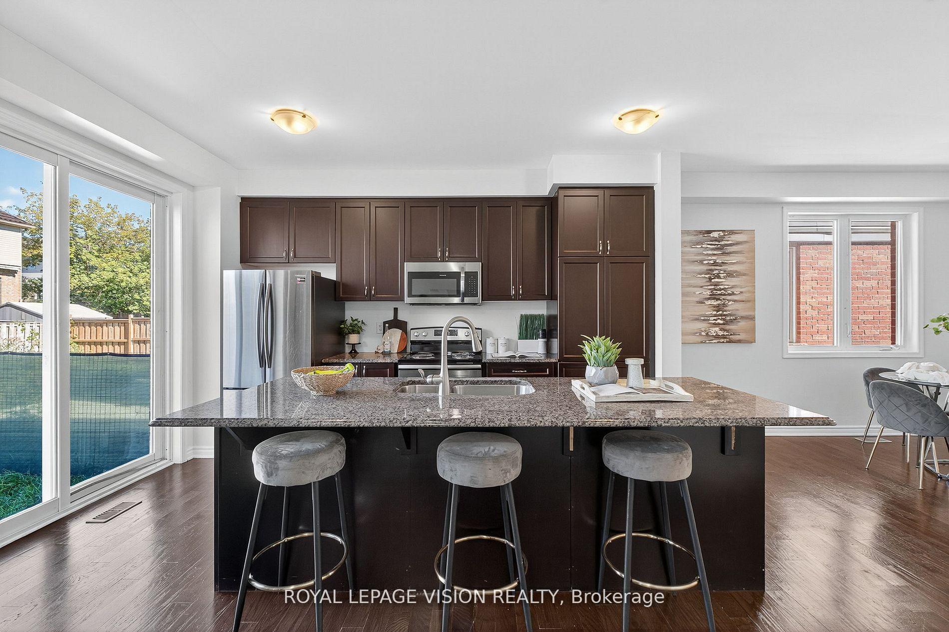 Photo 4 of 43 Watermill Street, Kitchener — HOMEH