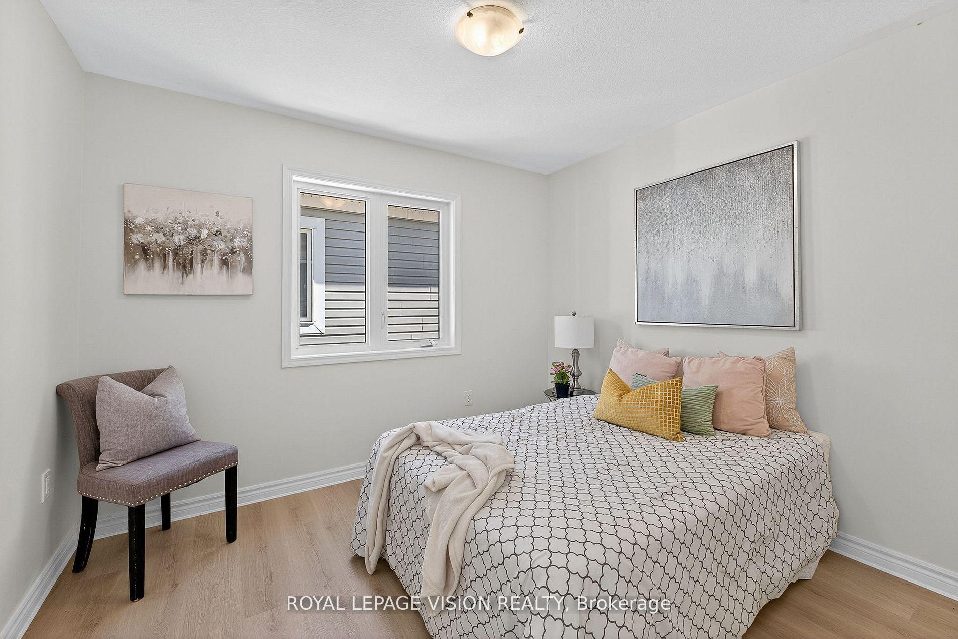 Photo 11 of 43 Watermill Street, Kitchener — HOMEH