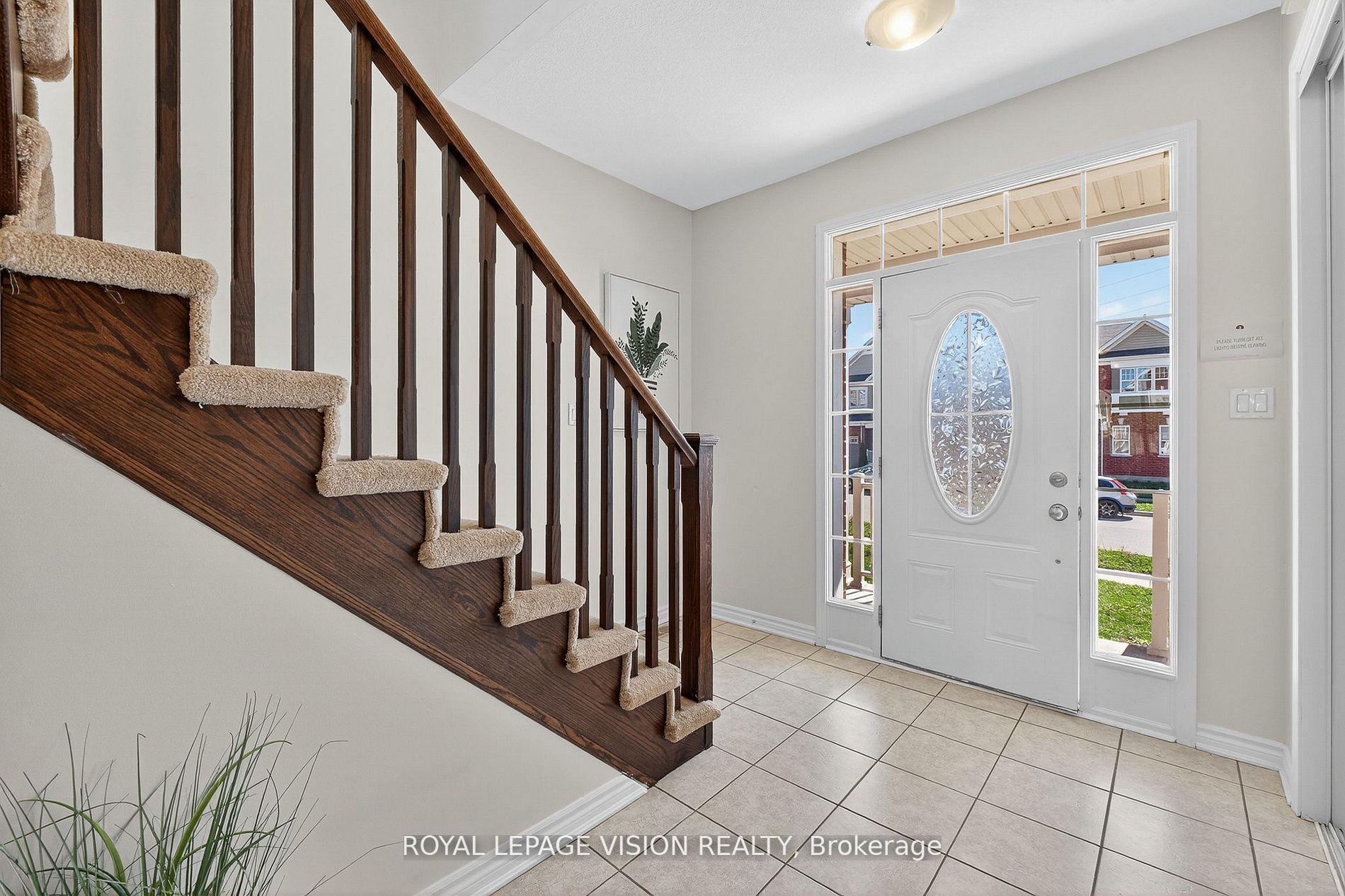 Photo 13 of 43 Watermill Street, Kitchener — HOMEH