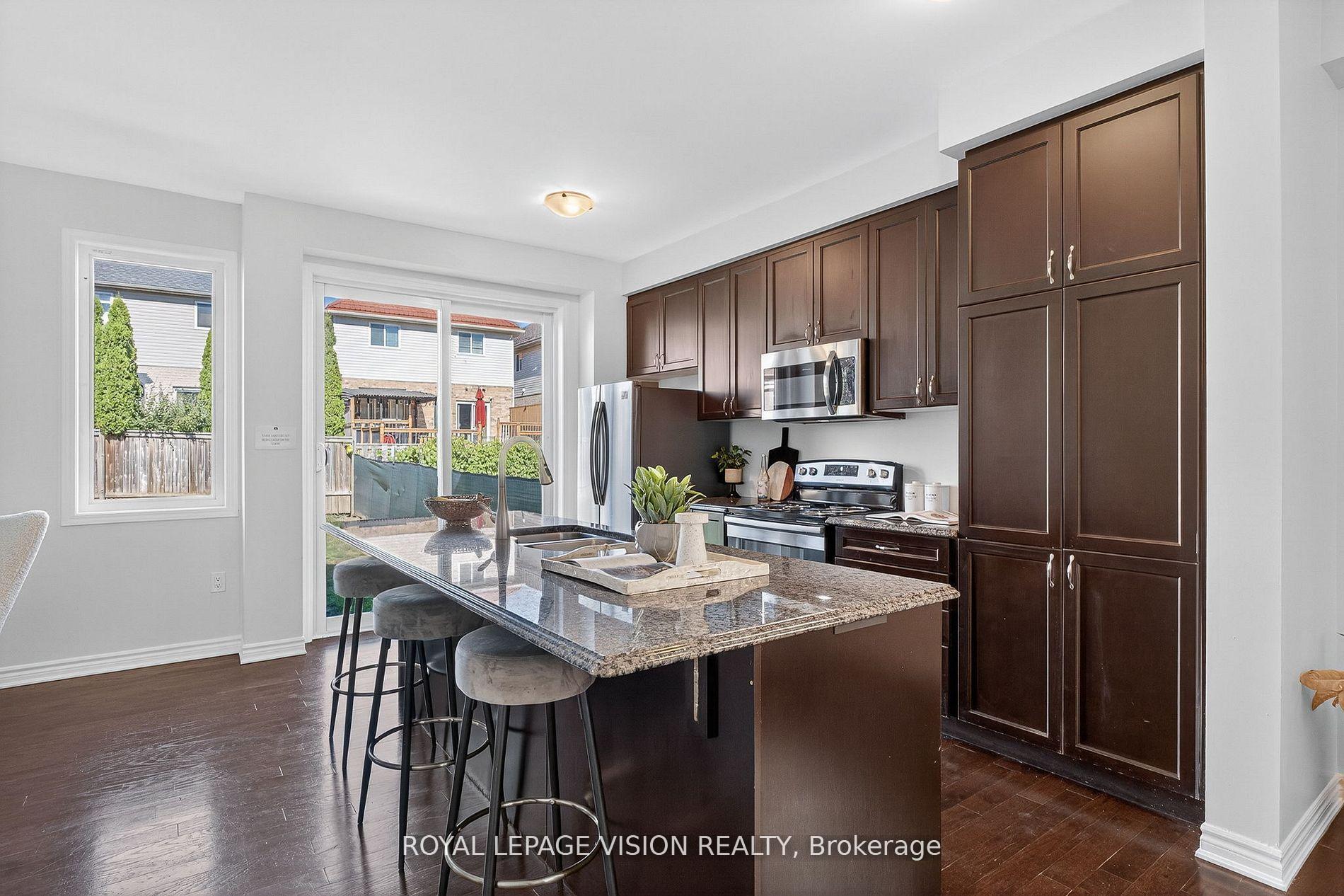 Photo 17 of 43 Watermill Street, Kitchener — HOMEH