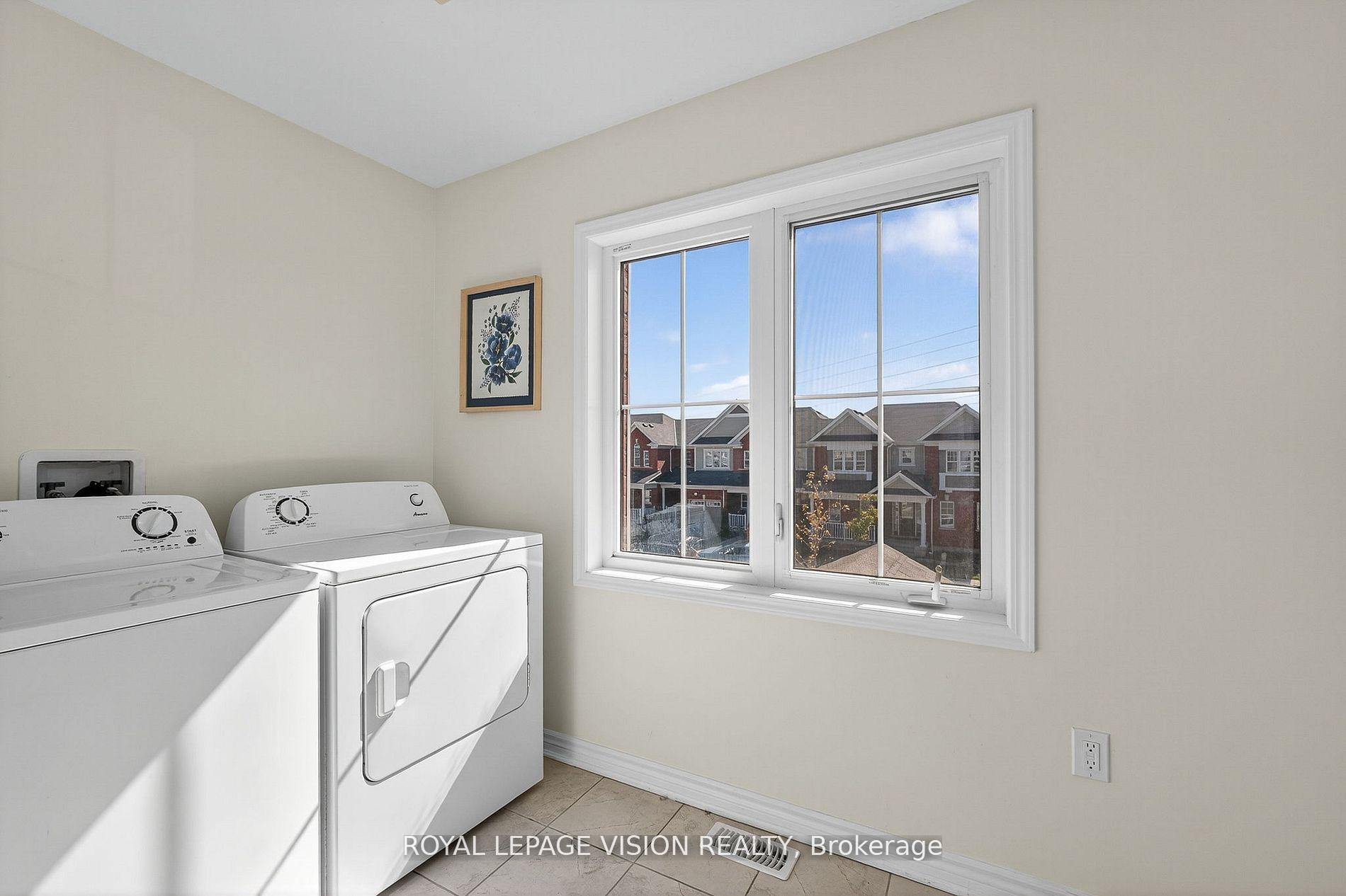 Photo 27 of 43 Watermill Street, Kitchener — HOMEH