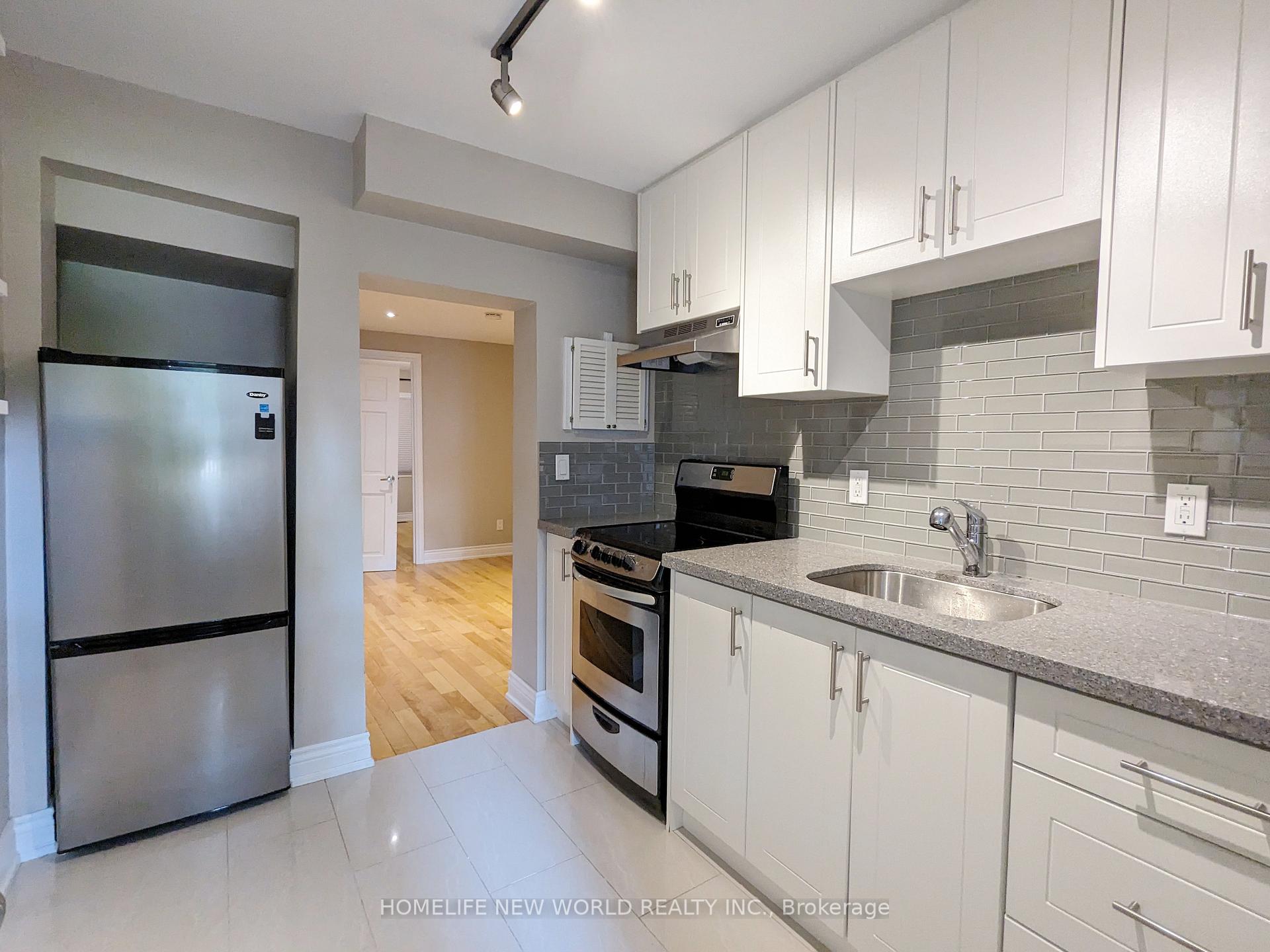 Front of Unit Main, 258 Kenilworth Avenue