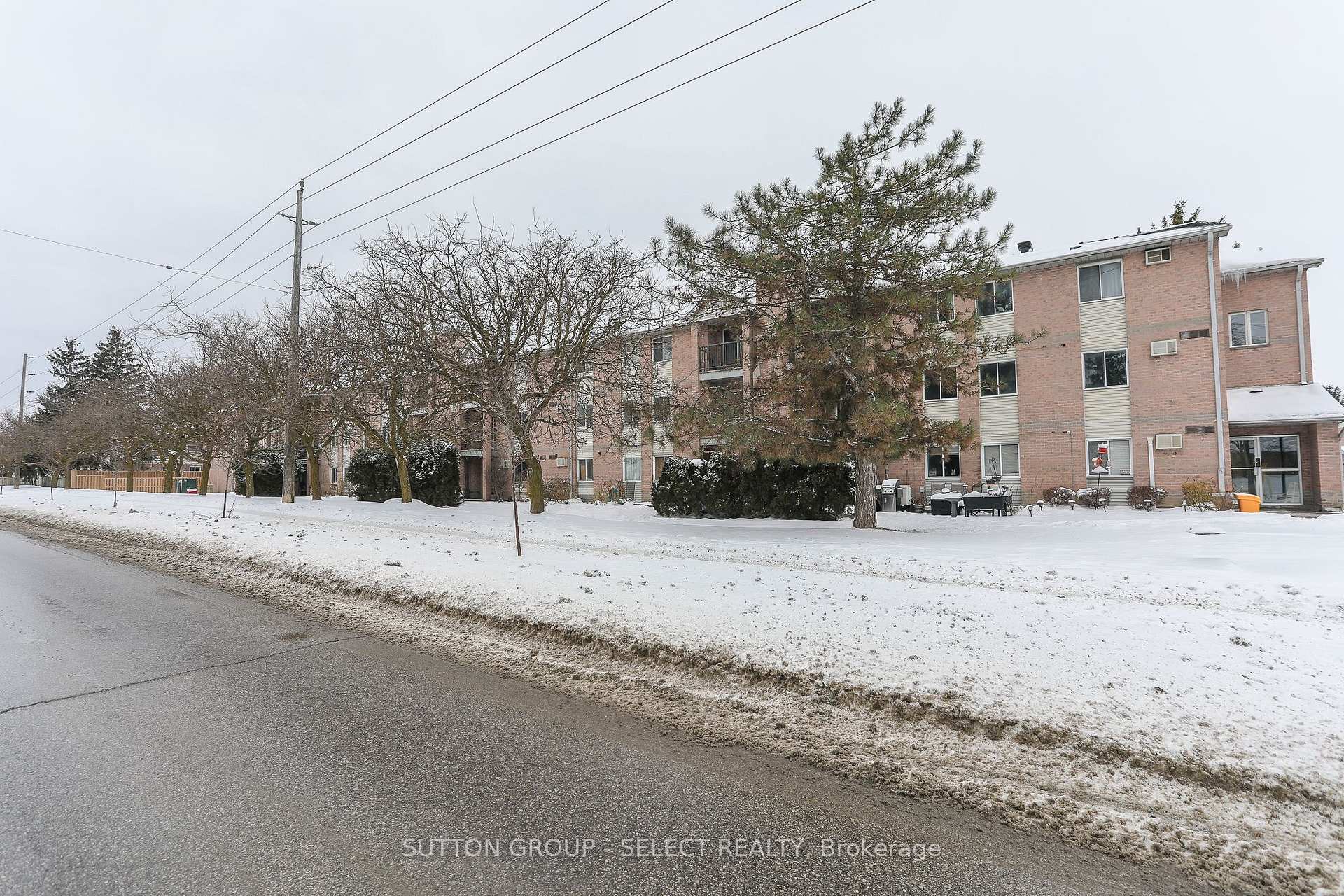Front of Unit 209, 2228 Trafalgar Street