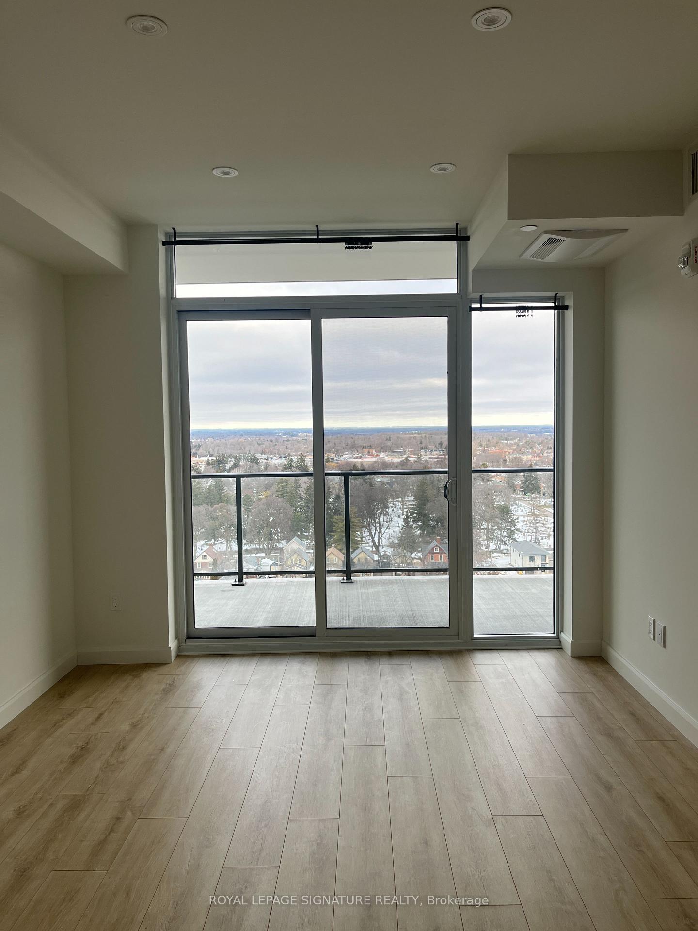 Photo 7 of Unit 1301, 741 King Street W, Kitchener — HOMEH