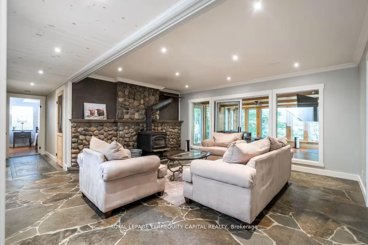 Photo 27 of 9 Denniss Drive, Bracebridge, Macaulay — HOMEH