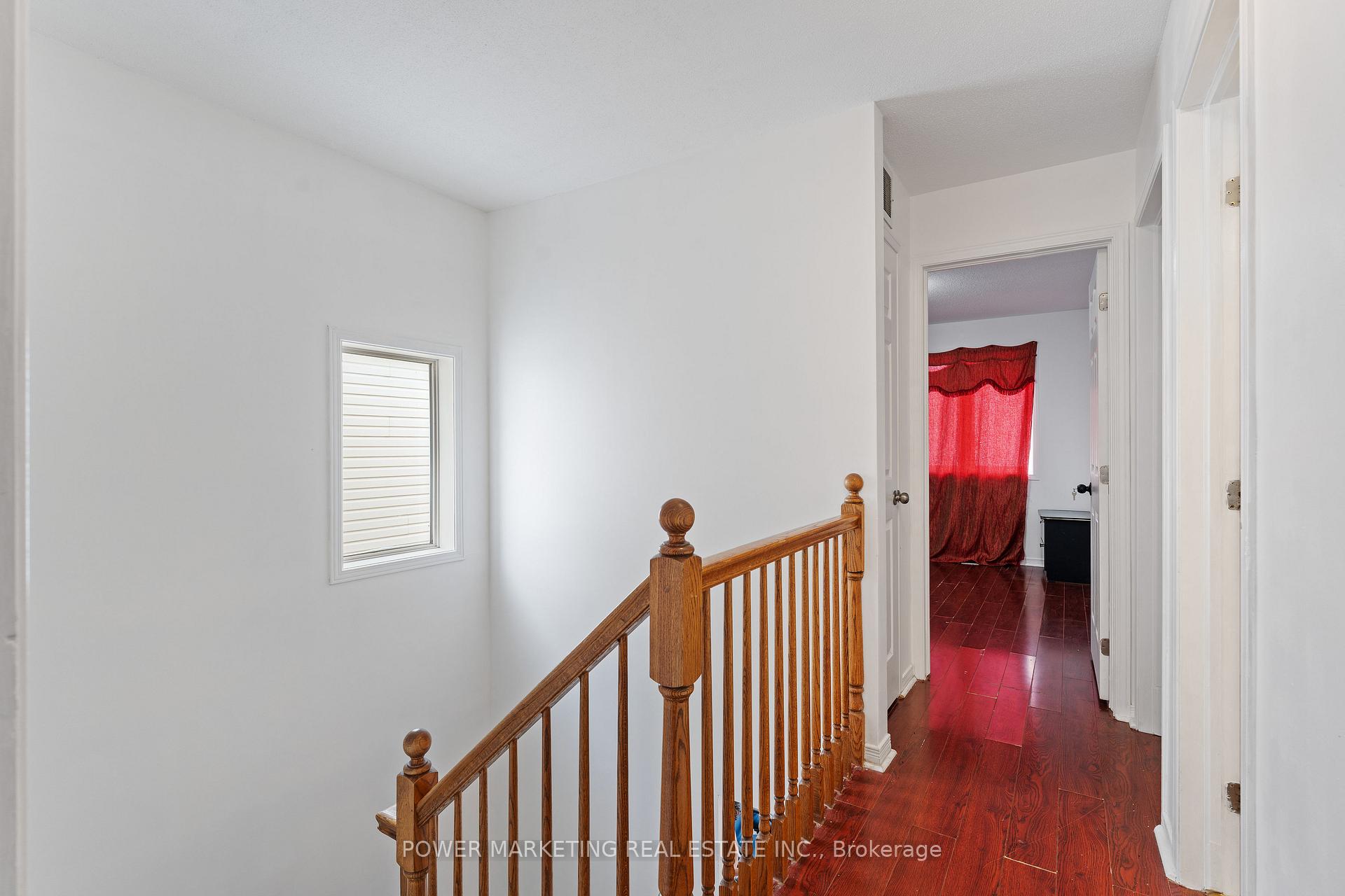 Photo 12 of 116 Esterbrook Drive, Ottawa, Mer Bleue/Bradley Estates/Anderson Park — HOMEH