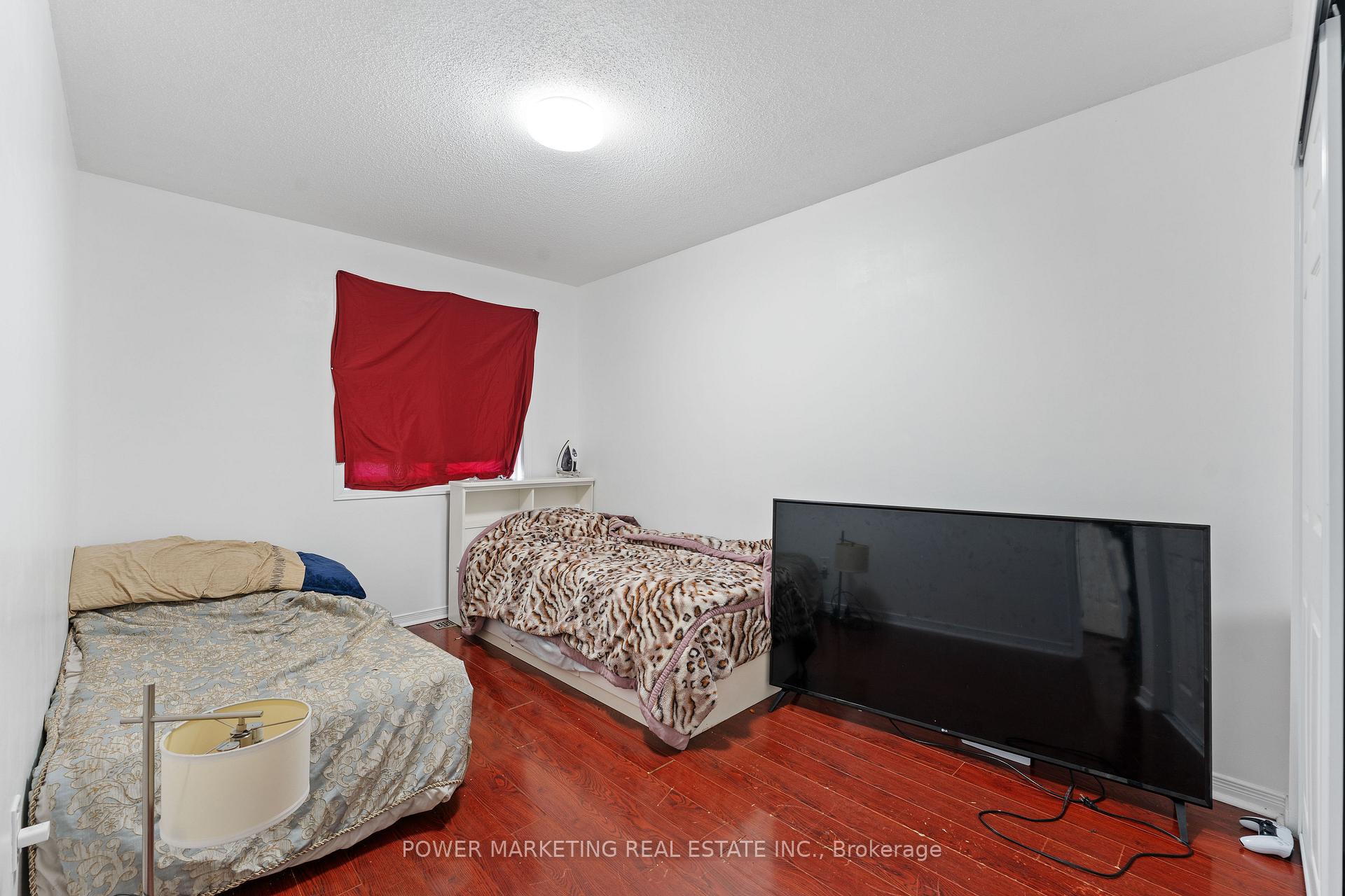 Photo 17 of 116 Esterbrook Drive, Ottawa, Mer Bleue/Bradley Estates/Anderson Park — HOMEH