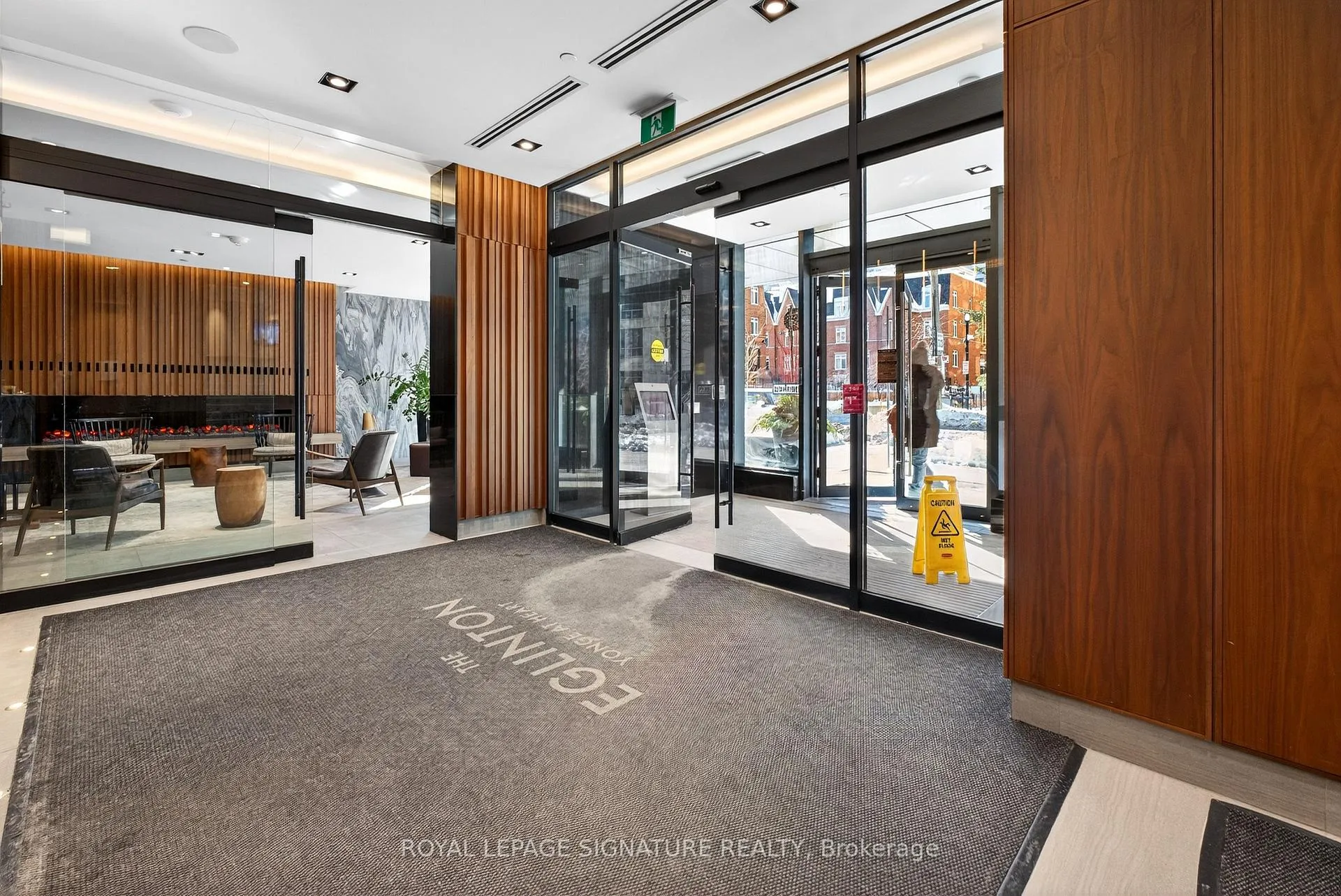 Photo 5 of Unit 315, 125 Redpath Avenue, Toronto, Mount Pleasant East — HOMEH