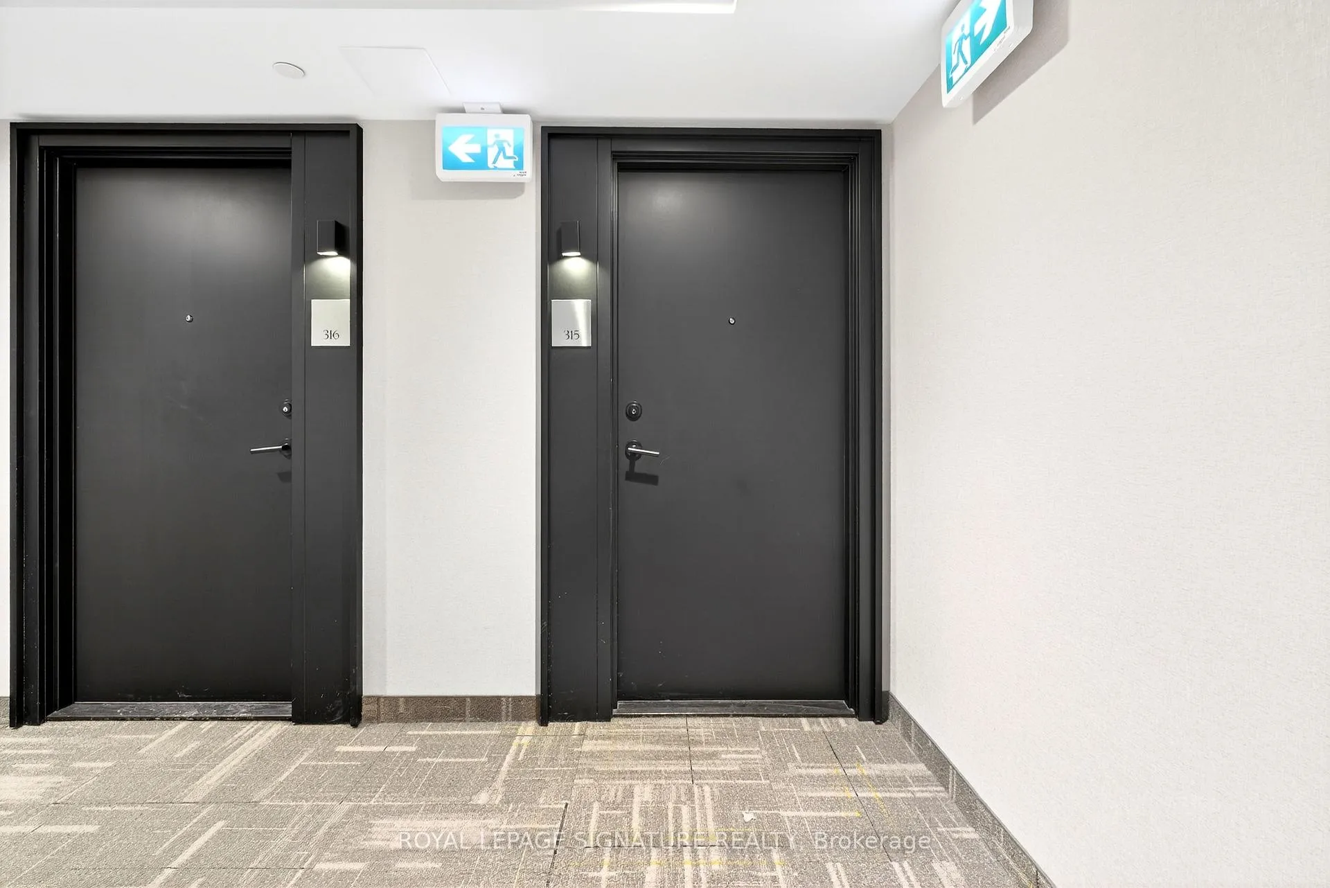 Photo 8 of Unit 315, 125 Redpath Avenue, Toronto, Mount Pleasant East — HOMEH