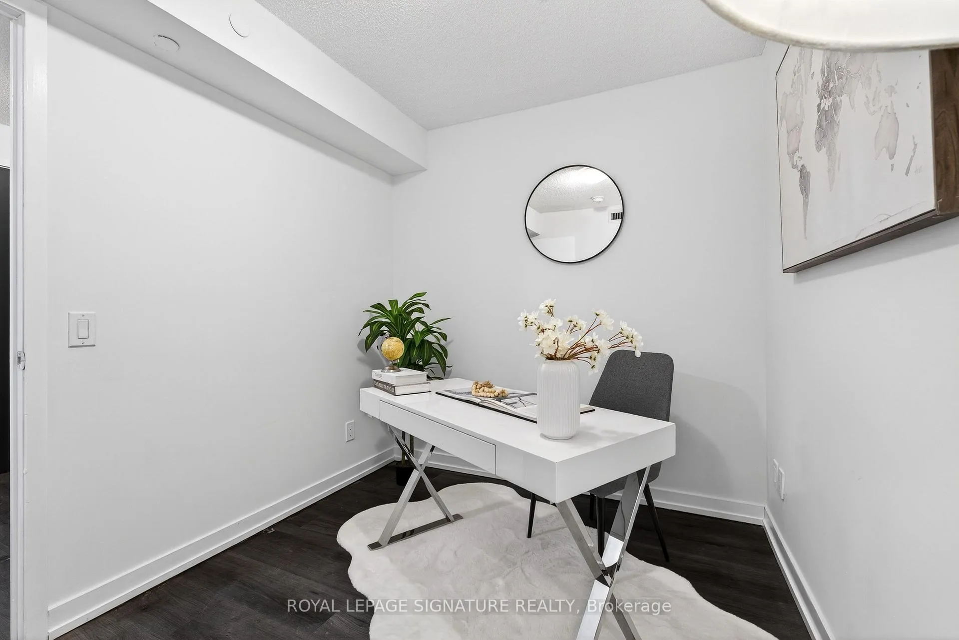 Photo 12 of Unit 315, 125 Redpath Avenue, Toronto, Mount Pleasant East — HOMEH
