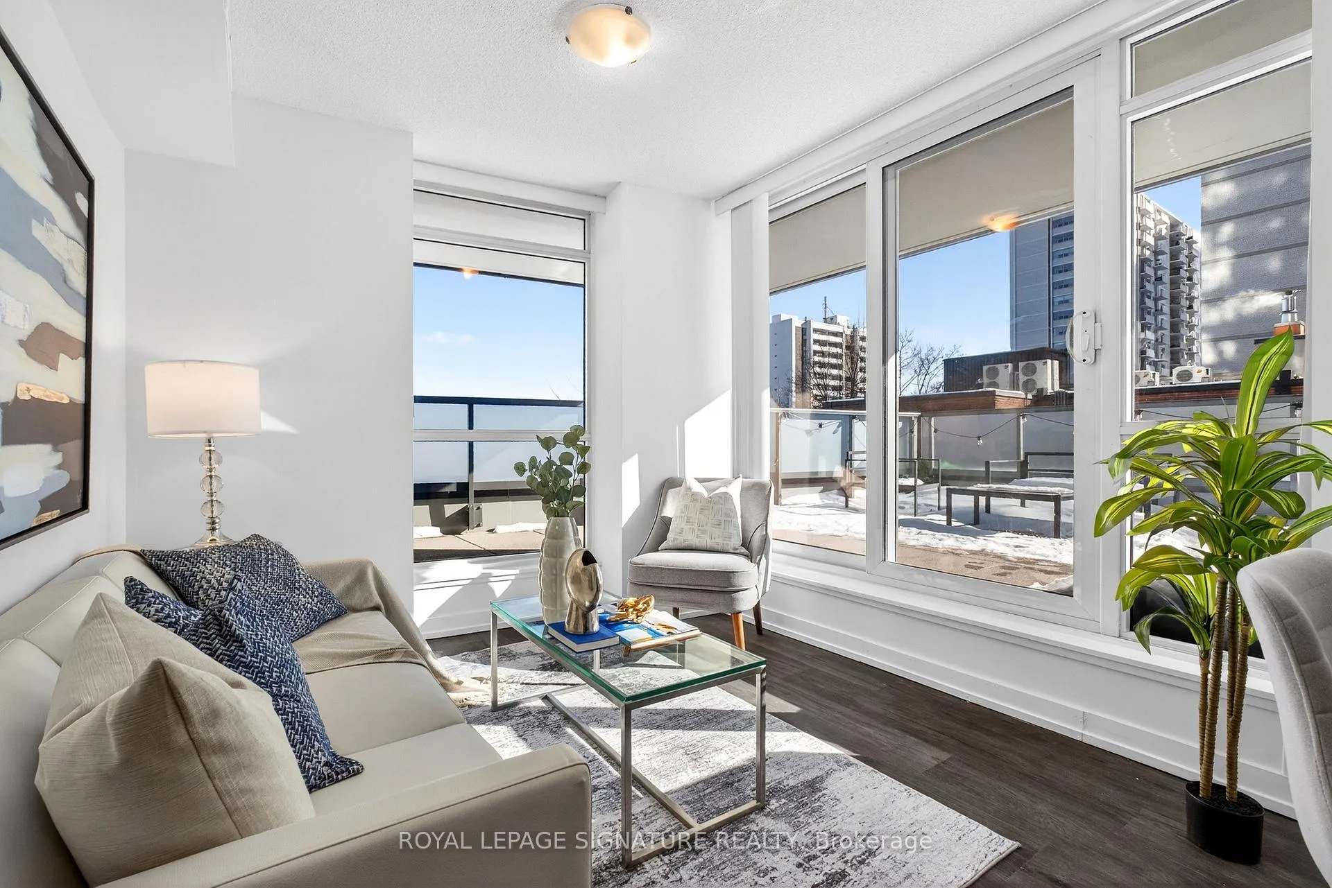Photo 23 of Unit 315, 125 Redpath Avenue, Toronto, Mount Pleasant East — HOMEH