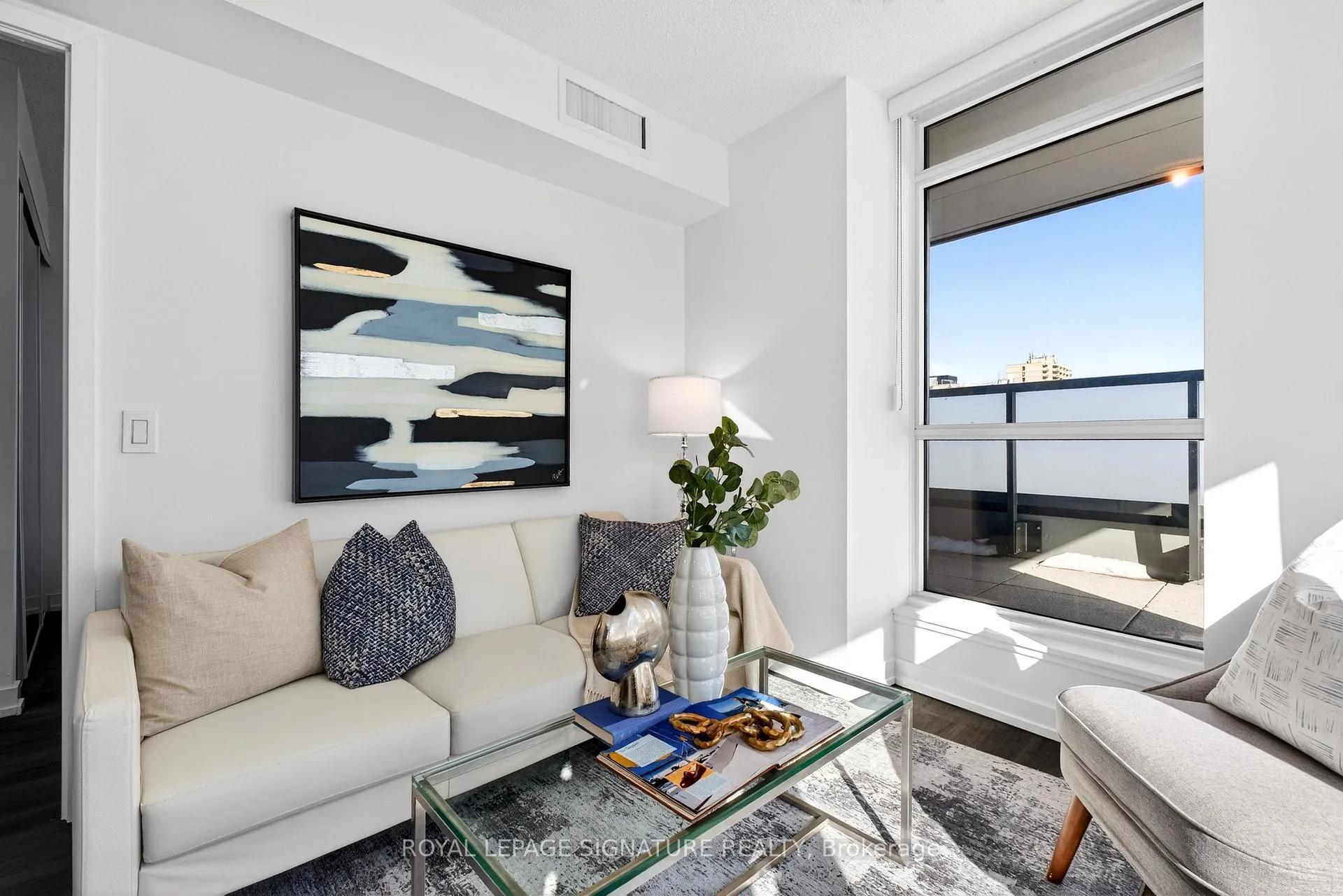 Photo 24 of Unit 315, 125 Redpath Avenue, Toronto, Mount Pleasant East — HOMEH