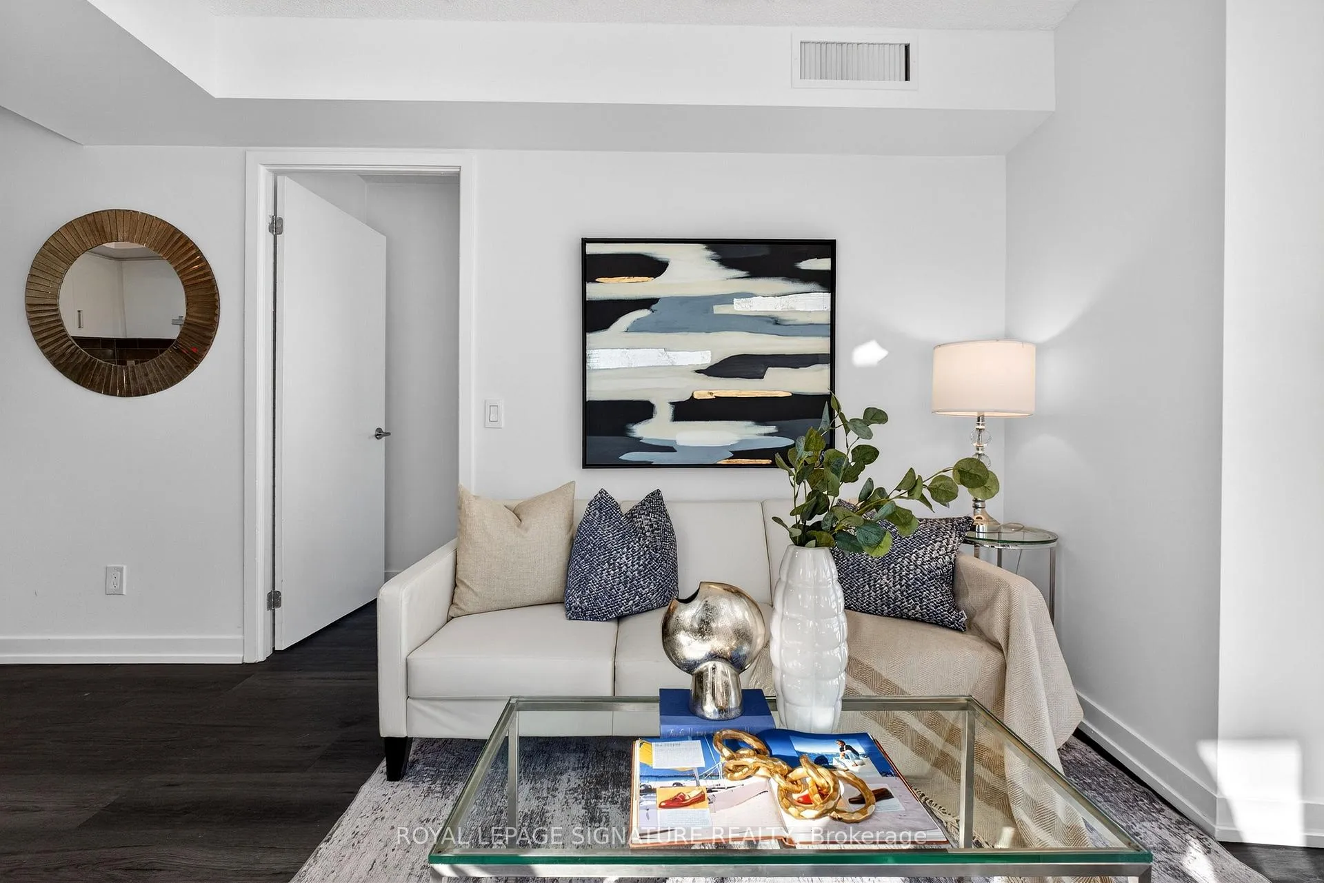 Photo 25 of Unit 315, 125 Redpath Avenue, Toronto, Mount Pleasant East — HOMEH