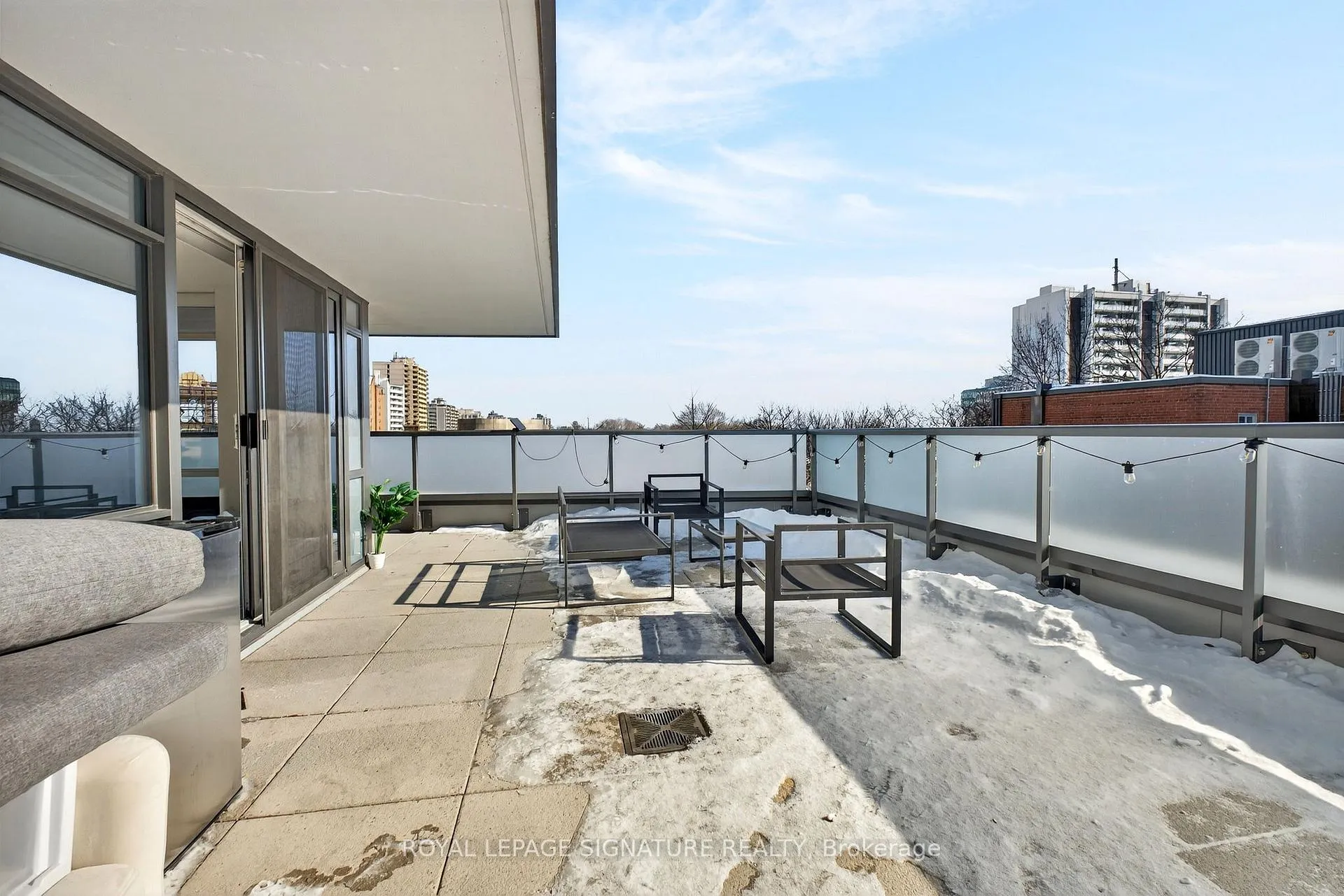 Photo 32 of Unit 315, 125 Redpath Avenue, Toronto, Mount Pleasant East — HOMEH
