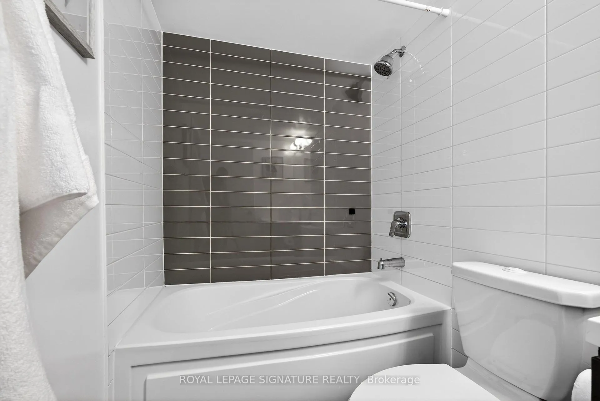 Photo 39 of Unit 315, 125 Redpath Avenue, Toronto, Mount Pleasant East — HOMEH