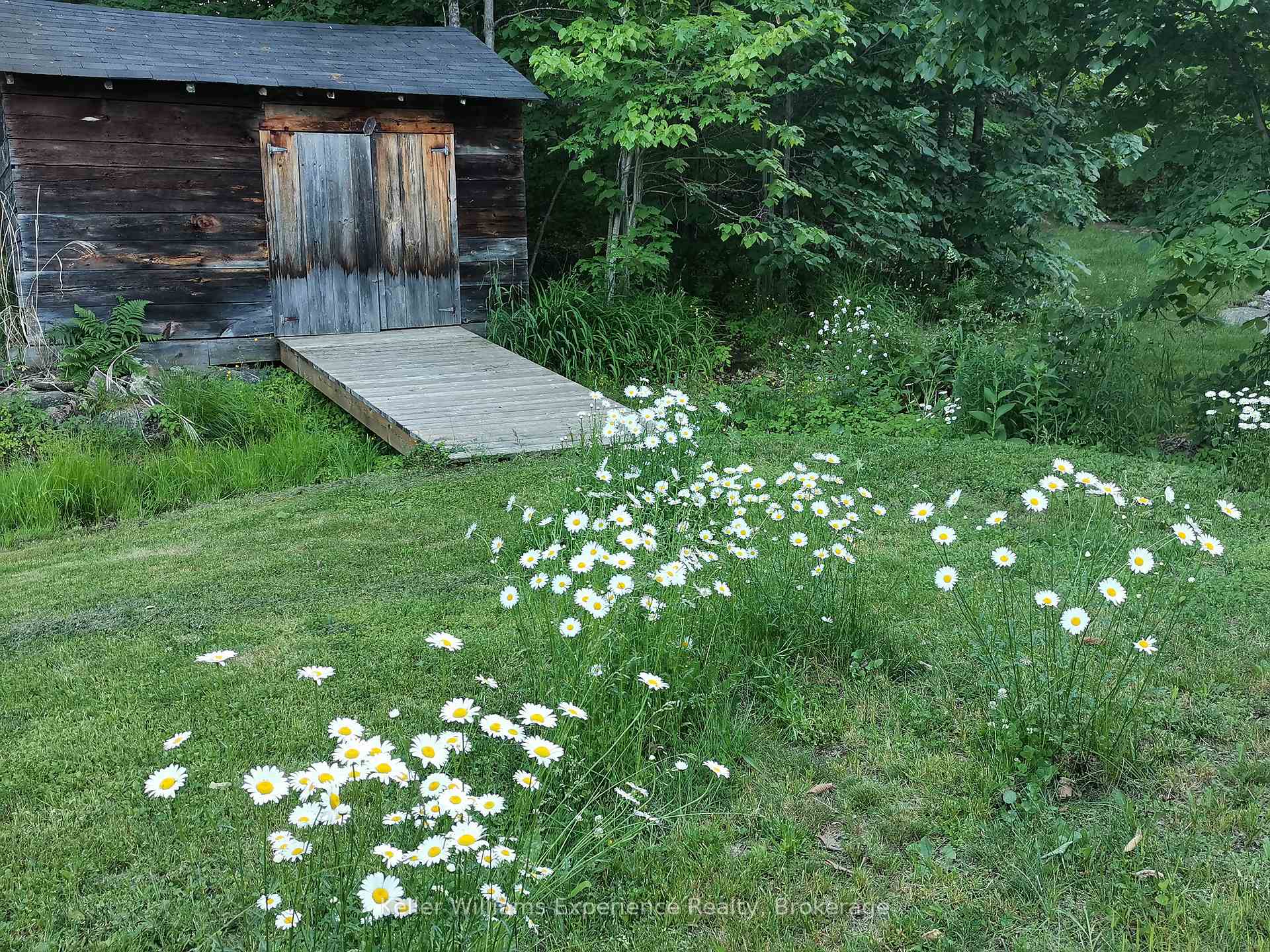 Photo 4 of 625 Musquash Road, Gravenhurst, Muskoka (S) — HOMEH