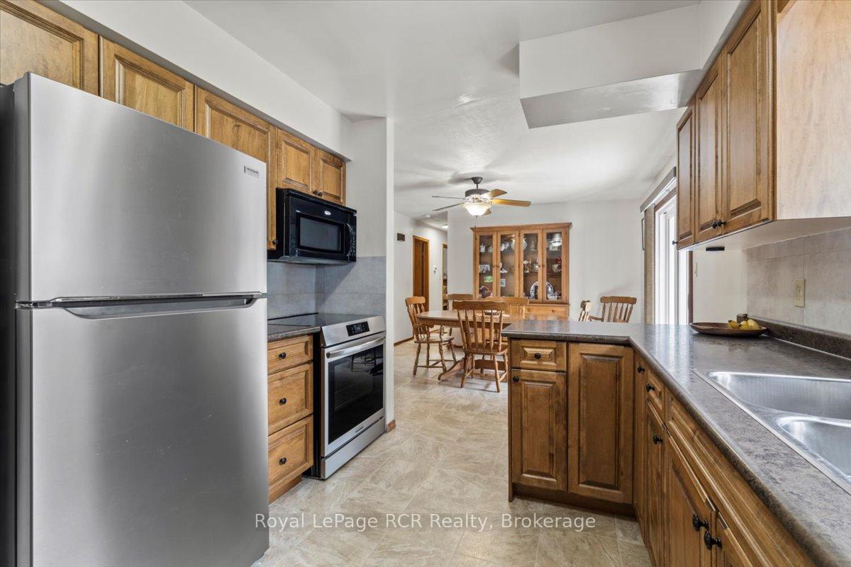 Photo 11 of 161 6th Avenue, Hanover — HOMEH