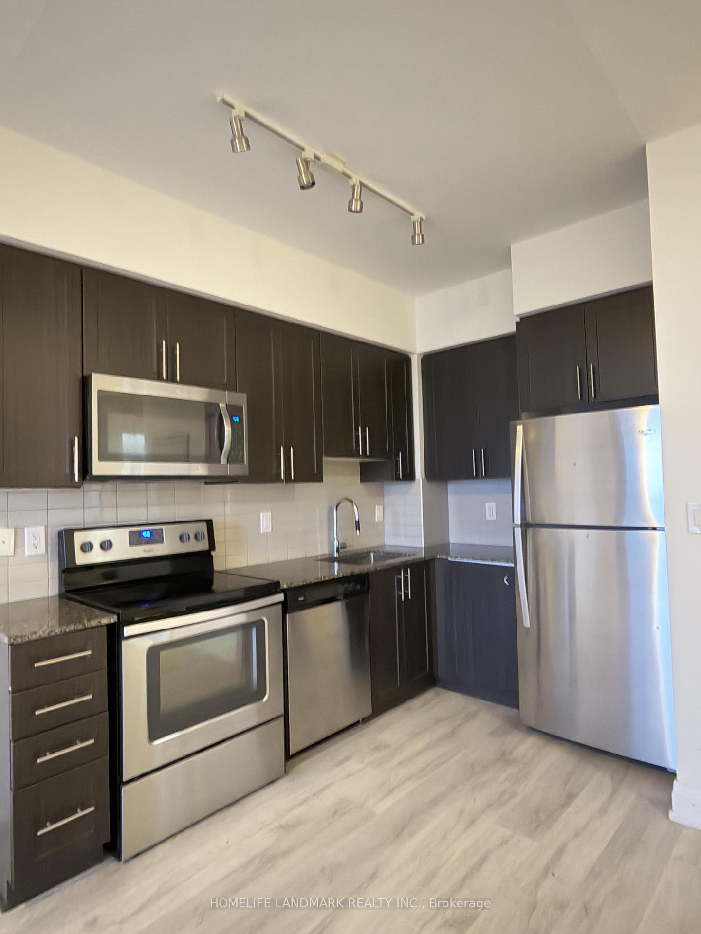 Photo 9 of Unit 219, 3600 Highway 7 Road, Vaughan, Vaughan Corporate Centre — HOMEH