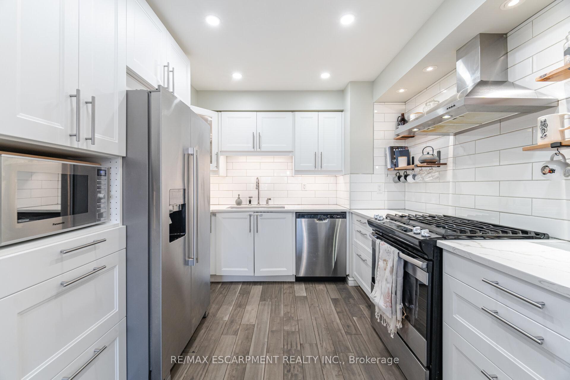 Photo 32 of Unit 57, 26 Moss Boulevard, Hamilton, Dundas — HOMEH