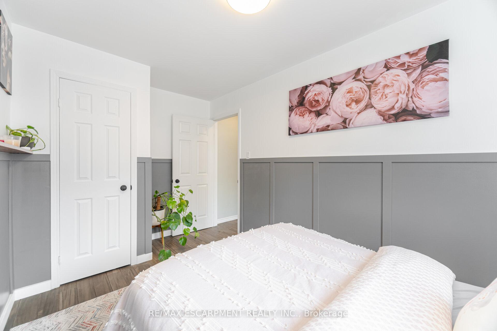Photo 56 of Unit 57, 26 Moss Boulevard, Hamilton, Dundas — HOMEH