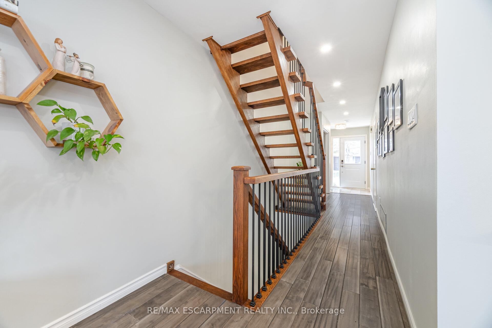 Photo 60 of Unit 57, 26 Moss Boulevard, Hamilton, Dundas — HOMEH