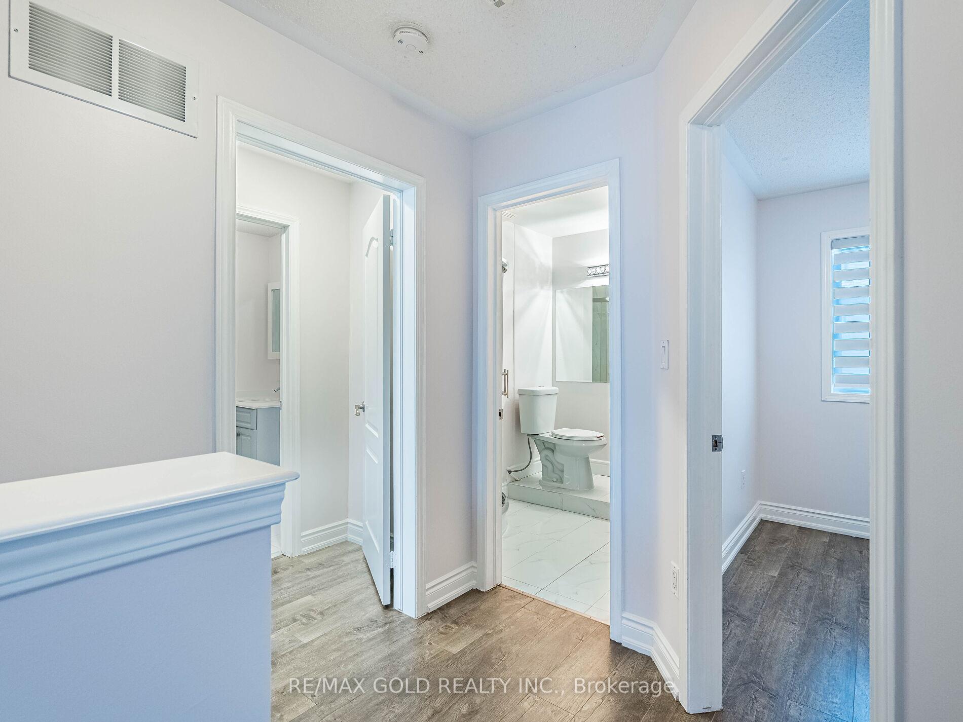 Photo 24 of 42 Jessop Drive, Brampton, Fletcher's Meadow — HOMEH