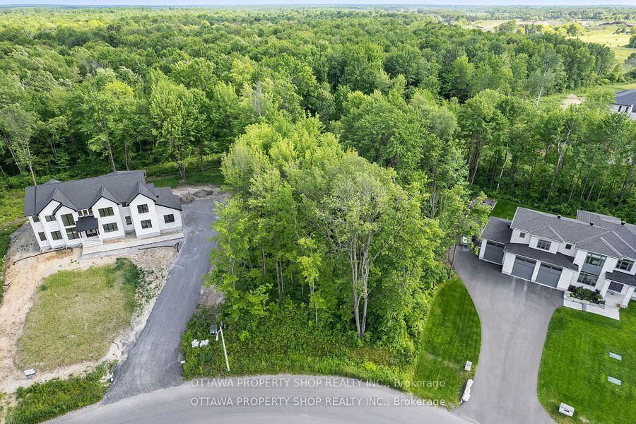 Photo 1 of 583 Shoreway Drive, Ottawa, Greely — HOMEH