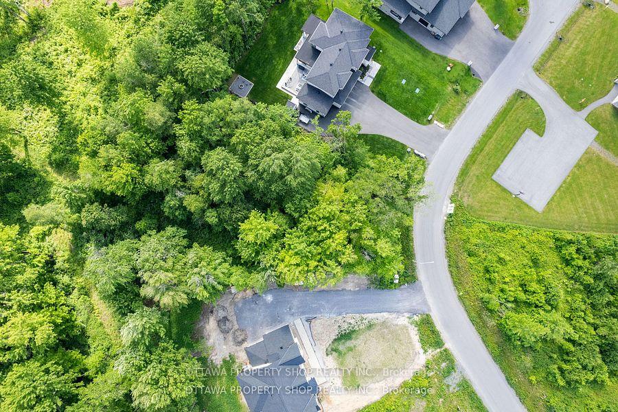 Photo 5 of 583 Shoreway Drive, Ottawa, Greely — HOMEH