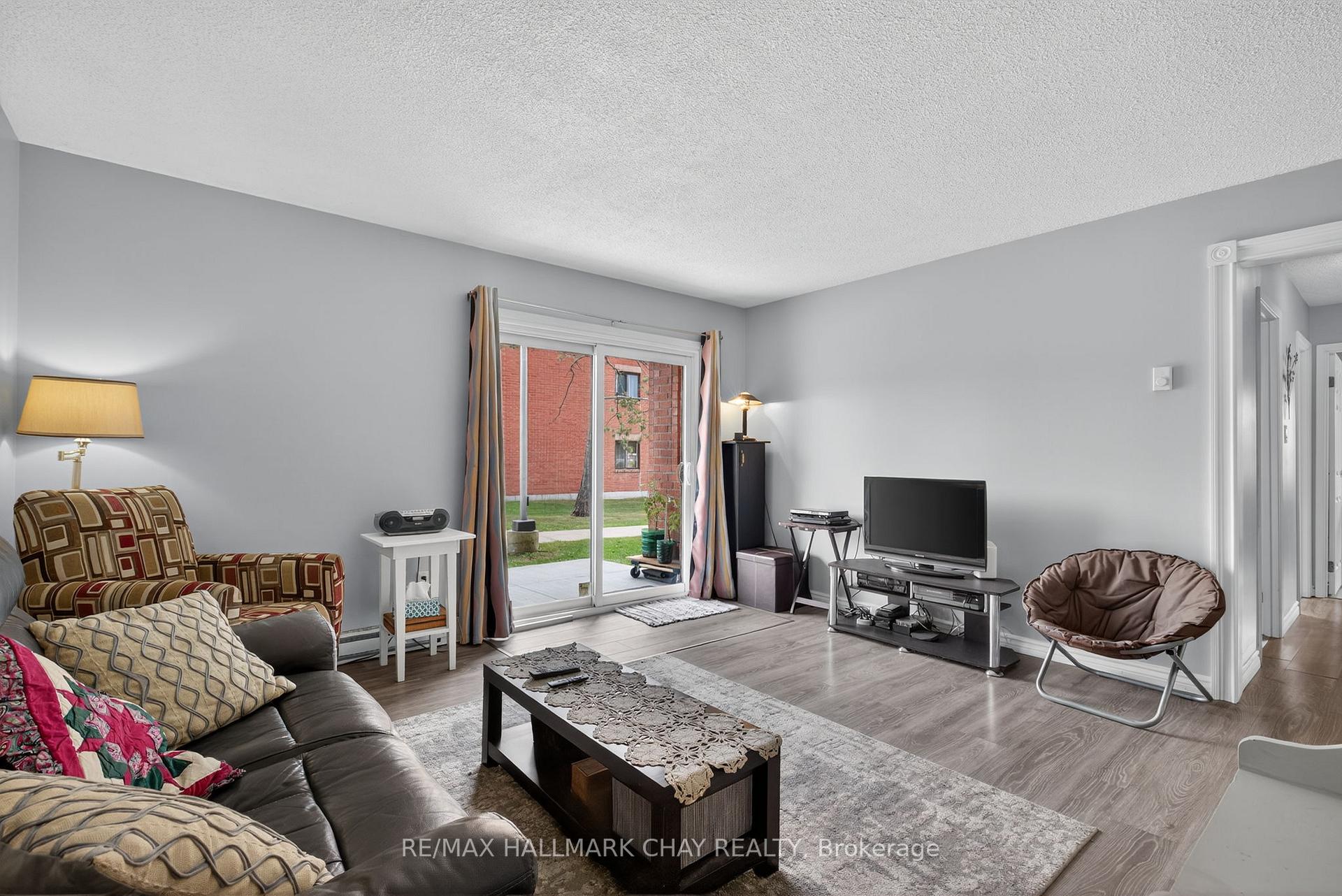 Photo 10 of Unit B4, 179 Edgehill Drive, Barrie, Edgehill Drive — HOMEH