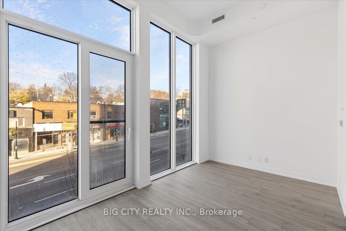 Photo 7 of Unit 219, 2020 Bathurst Street, Toronto, Humewood-Cedarvale — HOMEH