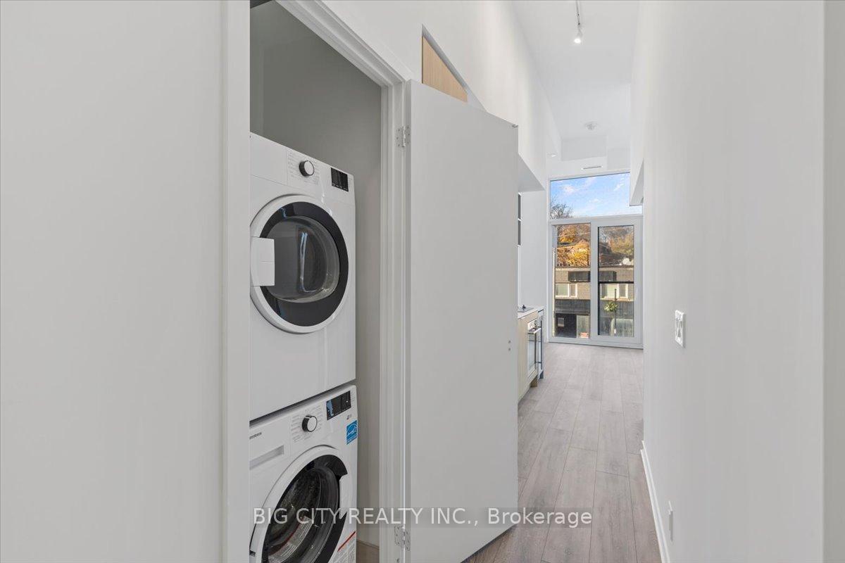 Photo 15 of Unit 219, 2020 Bathurst Street, Toronto, Humewood-Cedarvale — HOMEH