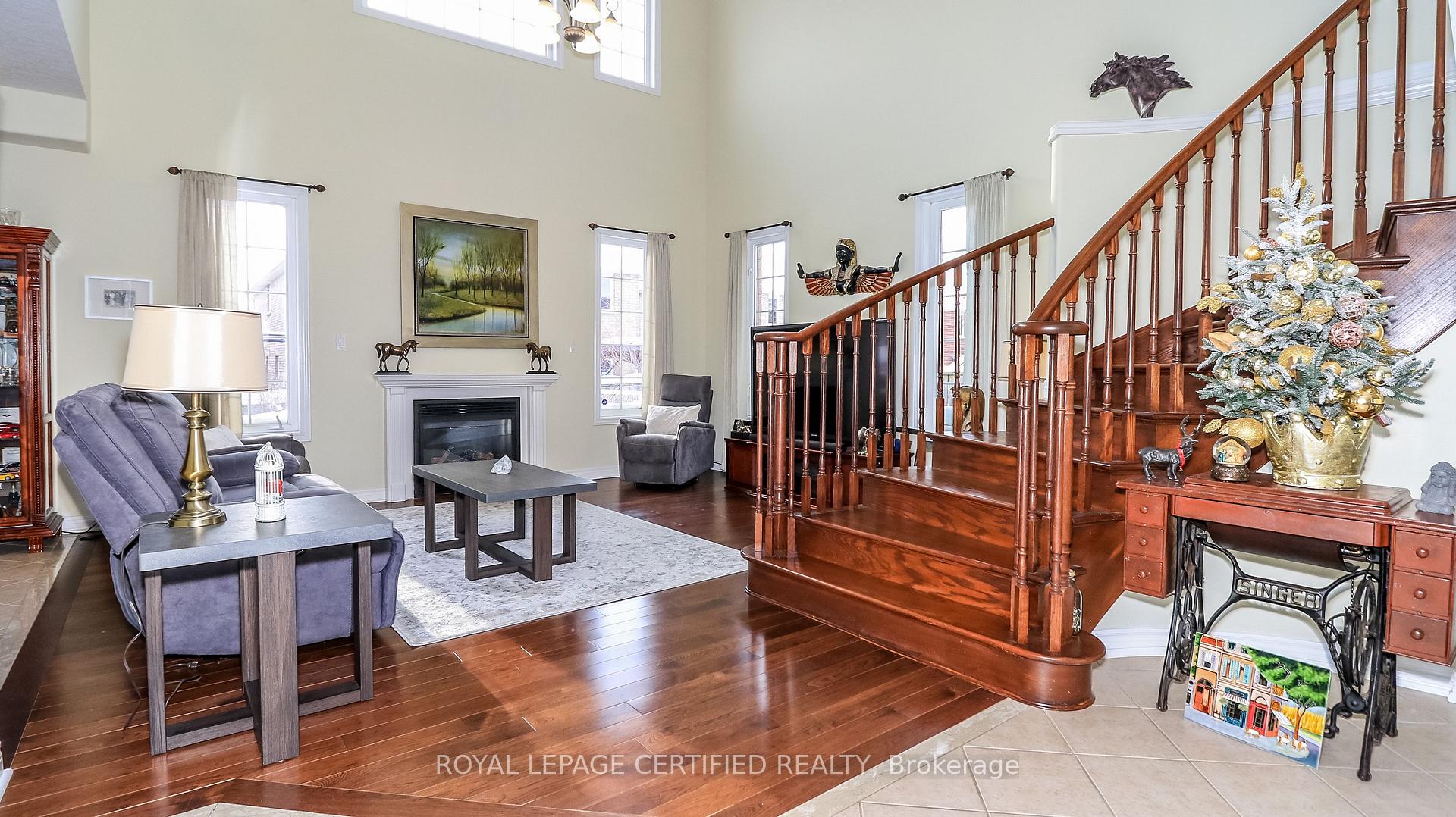 Photo 16 of 79 Sovereign's Gate, Barrie, Innis-Shore — HOMEH