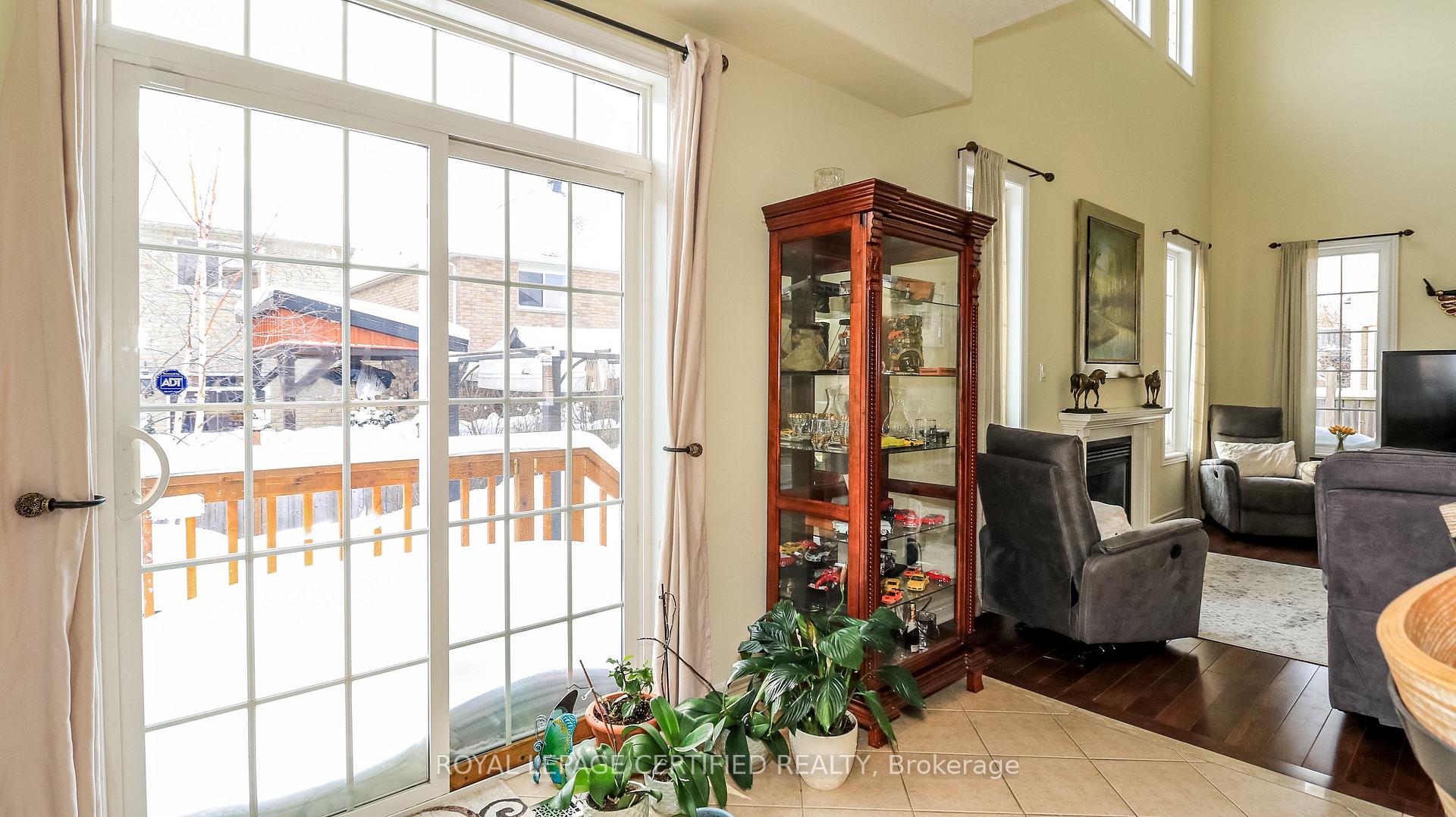 Photo 63 of 79 Sovereign's Gate, Barrie, Innis-Shore — HOMEH