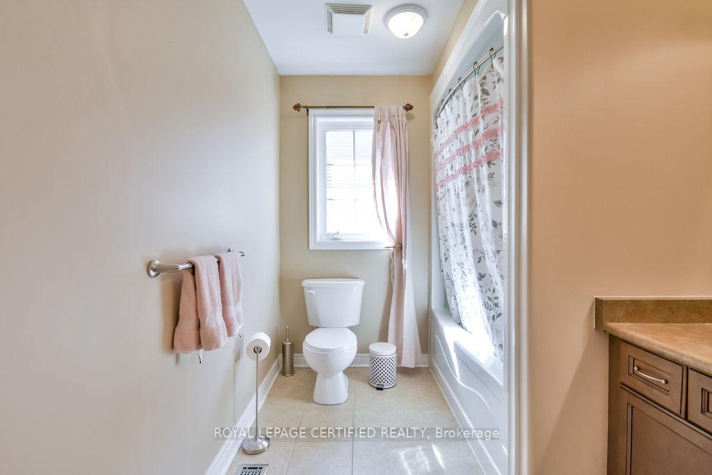 Photo 80 of 79 Sovereign's Gate, Barrie, Innis-Shore — HOMEH