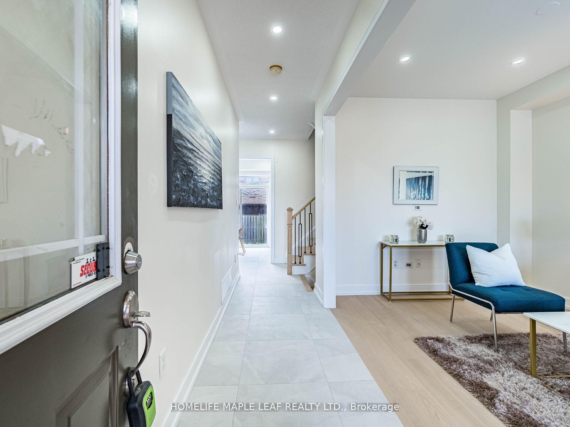 Photo 7 of 10 Eaglefield Gate, Brampton, Fletcher's Meadow — HOMEH