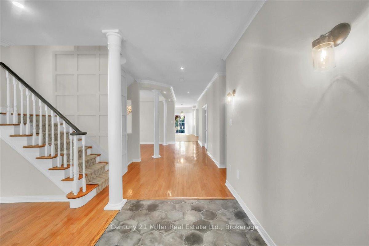 Photo 45 of 4298 Clubview Drive, Burlington, Rose — HOMEH