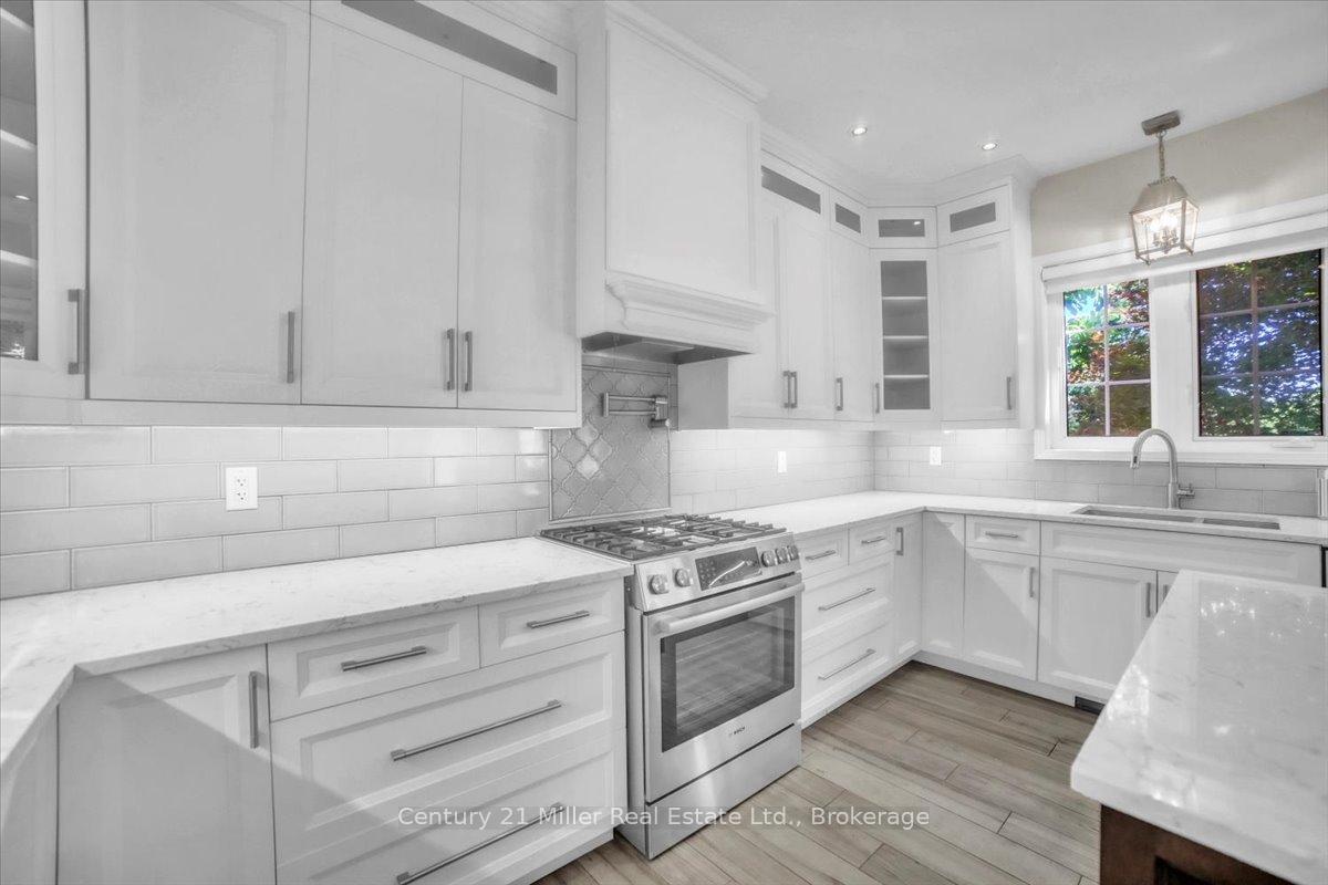 Photo 29 of 4298 Clubview Drive, Burlington, Rose — HOMEH