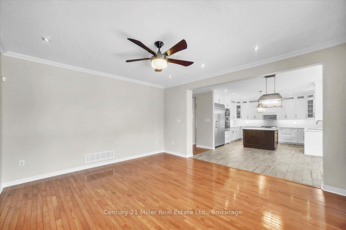 Photo 28 of 4298 Clubview Drive, Burlington, Rose — HOMEH