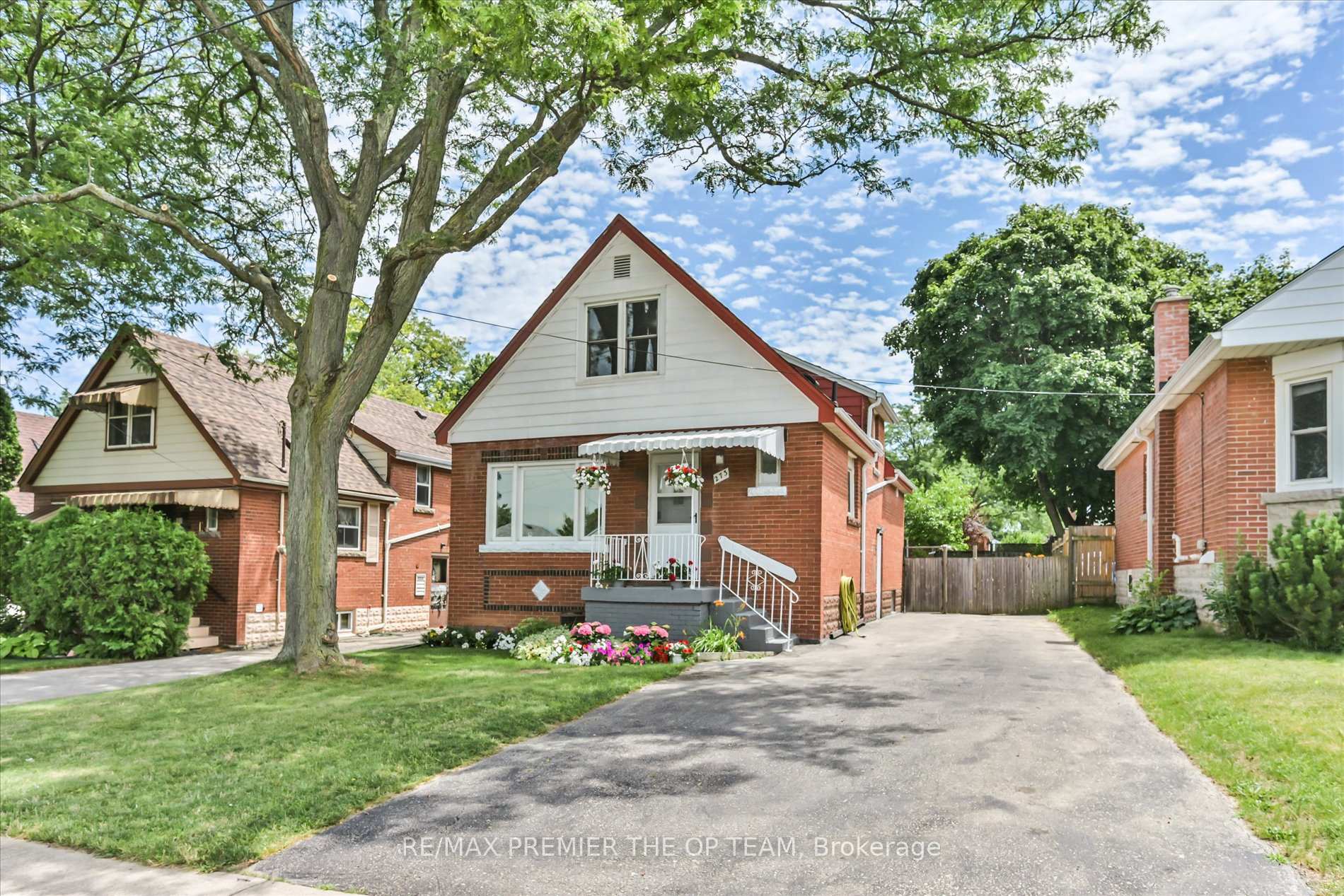 Photo 1 of 273 East 13th Street, Hamilton, Inch Park — HOMEH
