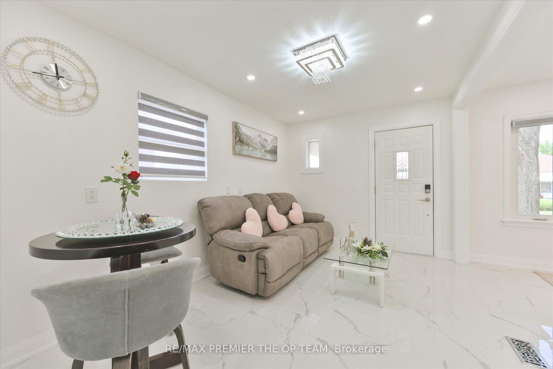 Photo 8 of 273 East 13th Street, Hamilton, Inch Park — HOMEH