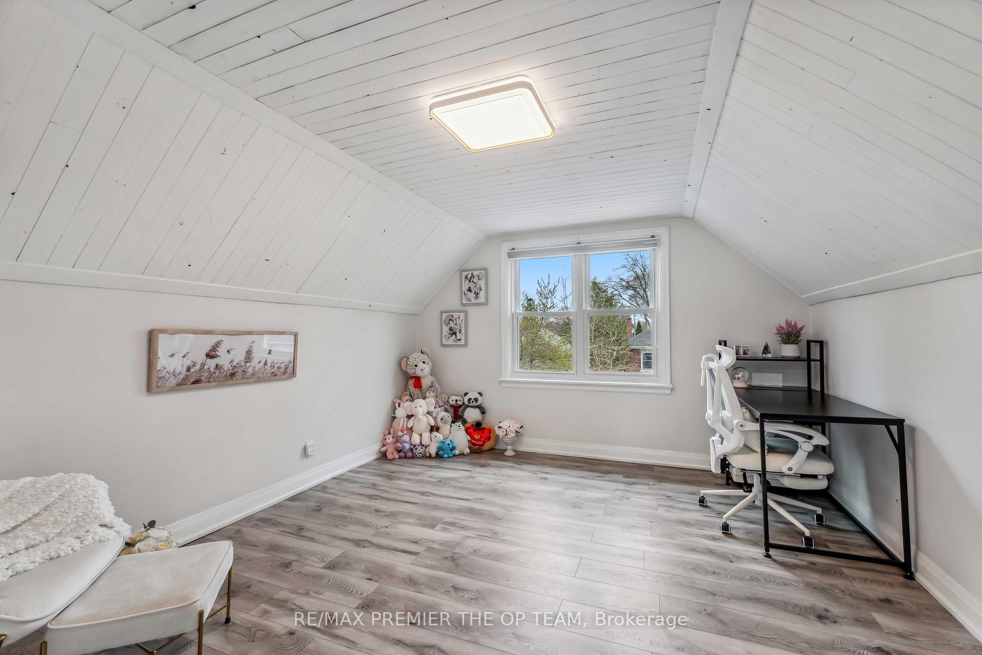 Photo 26 of 273 East 13th Street, Hamilton, Inch Park — HOMEH