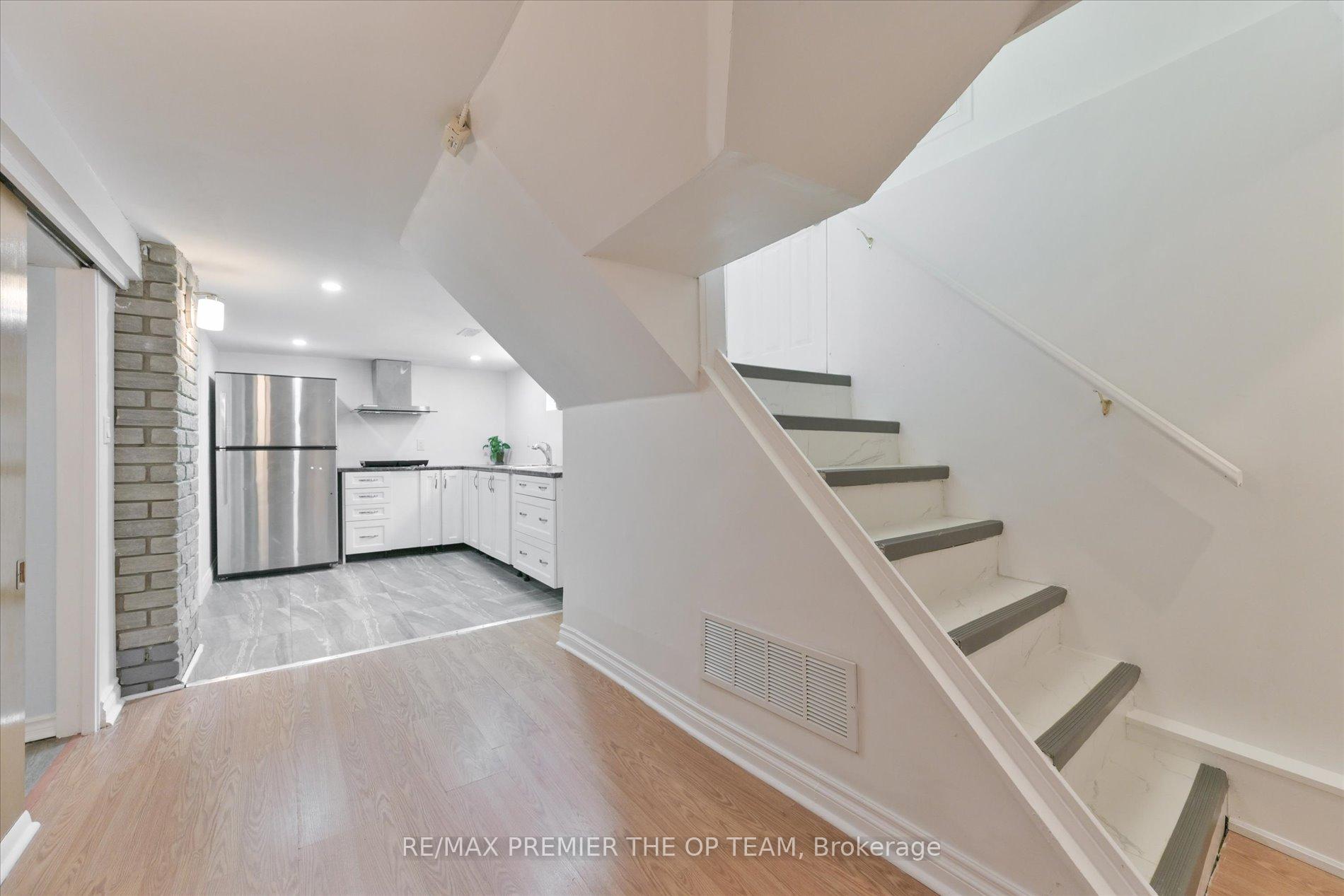Photo 27 of 273 East 13th Street, Hamilton, Inch Park — HOMEH